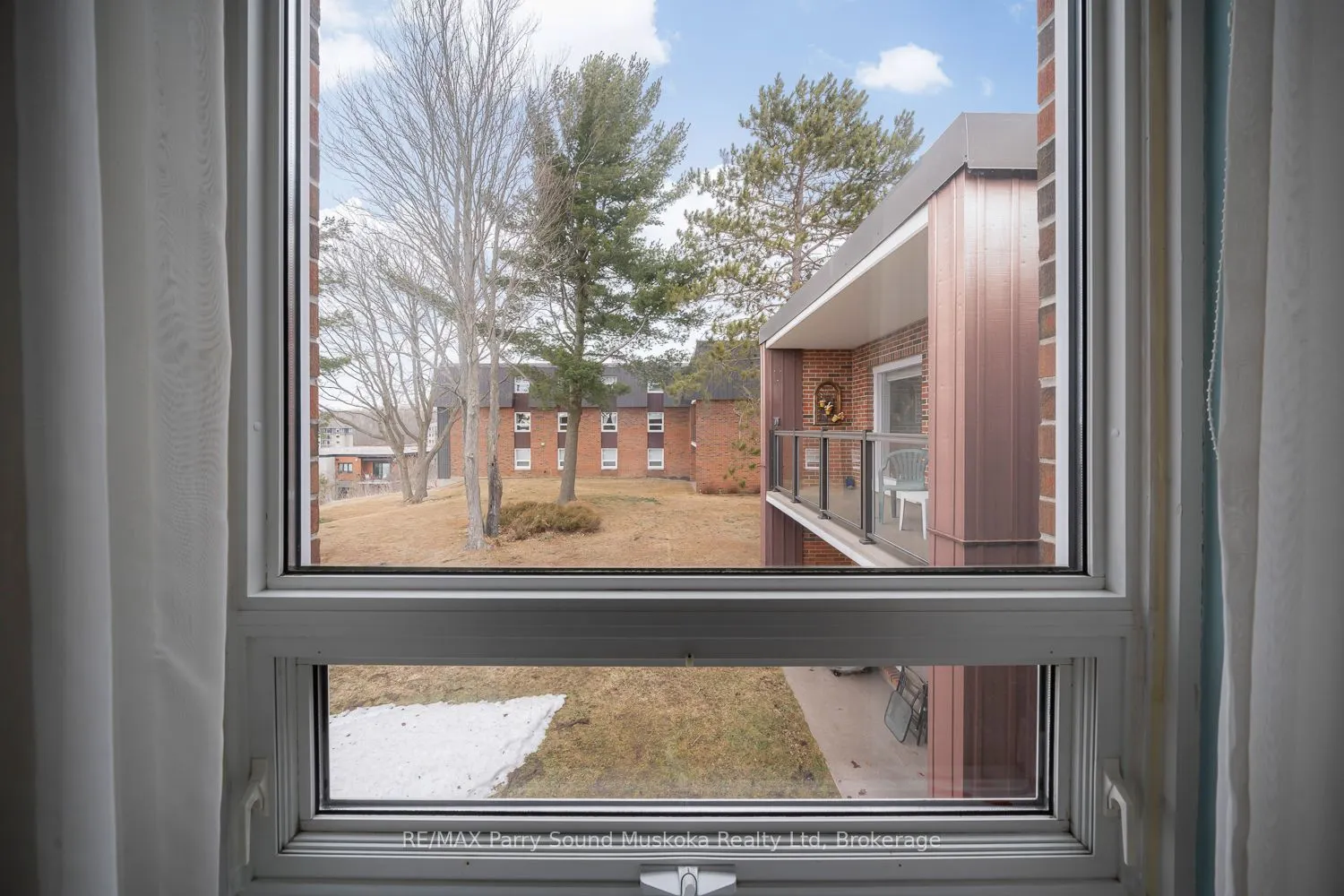 100 Beaconview Heights, #205