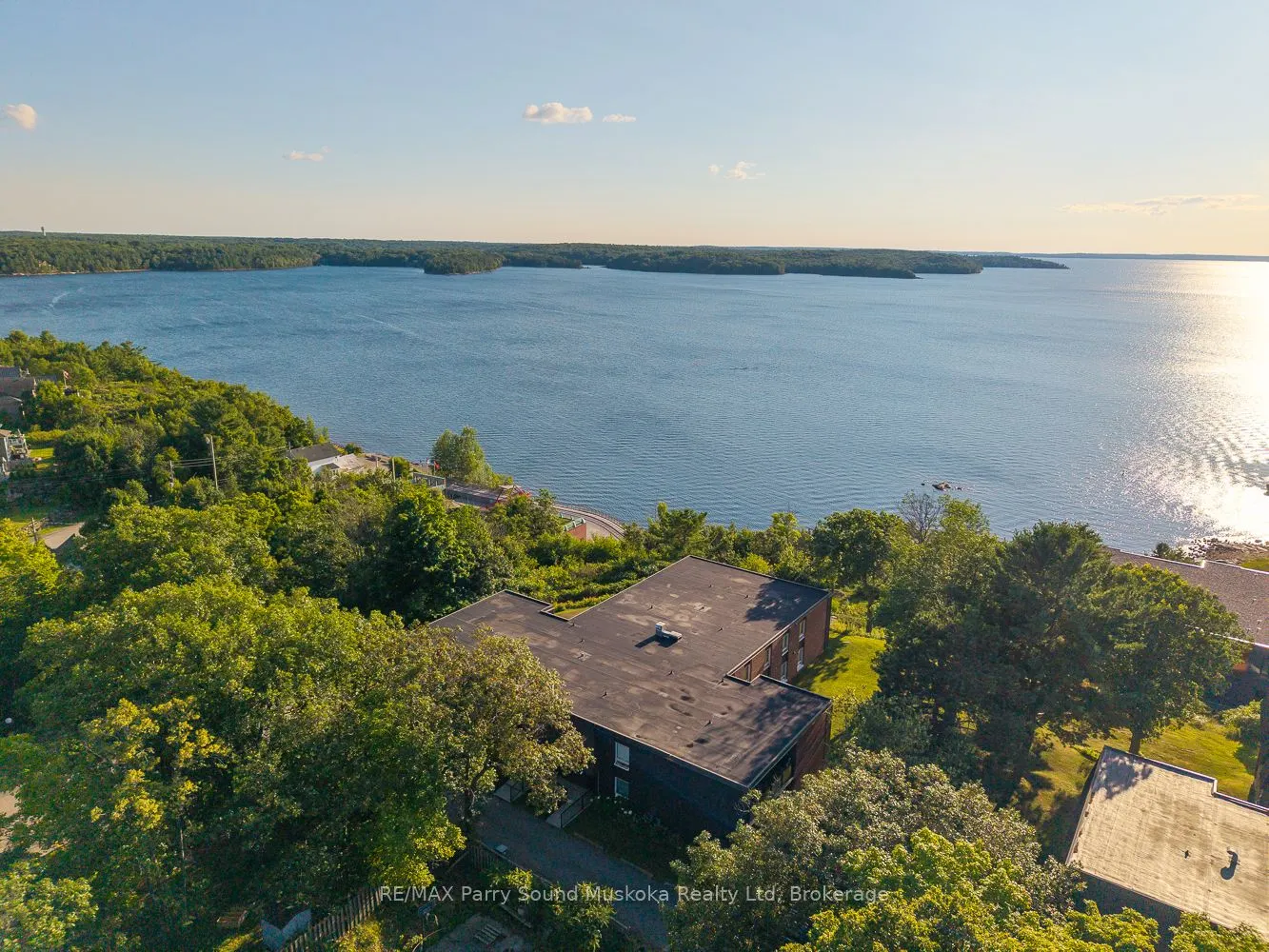 100 Beaconview Heights, #205