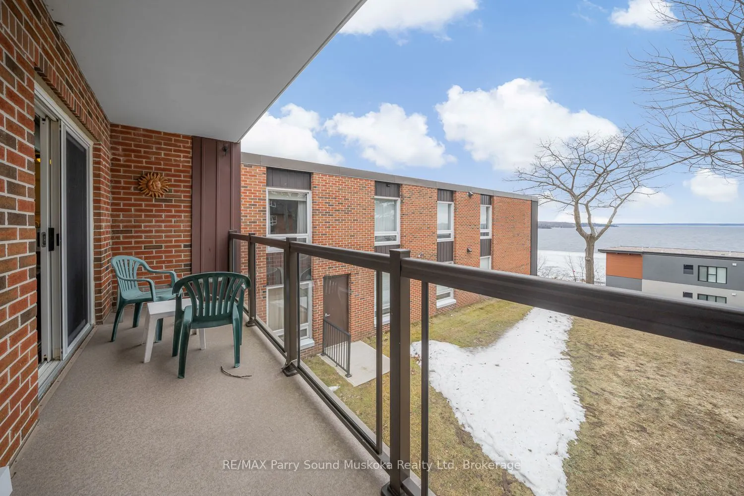 100 Beaconview Heights, #205