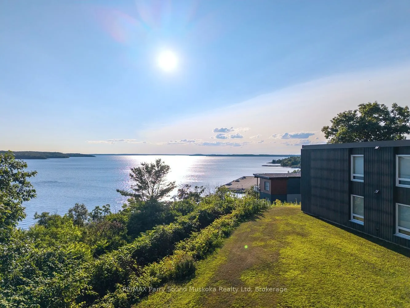 100 Beaconview Heights, #205
