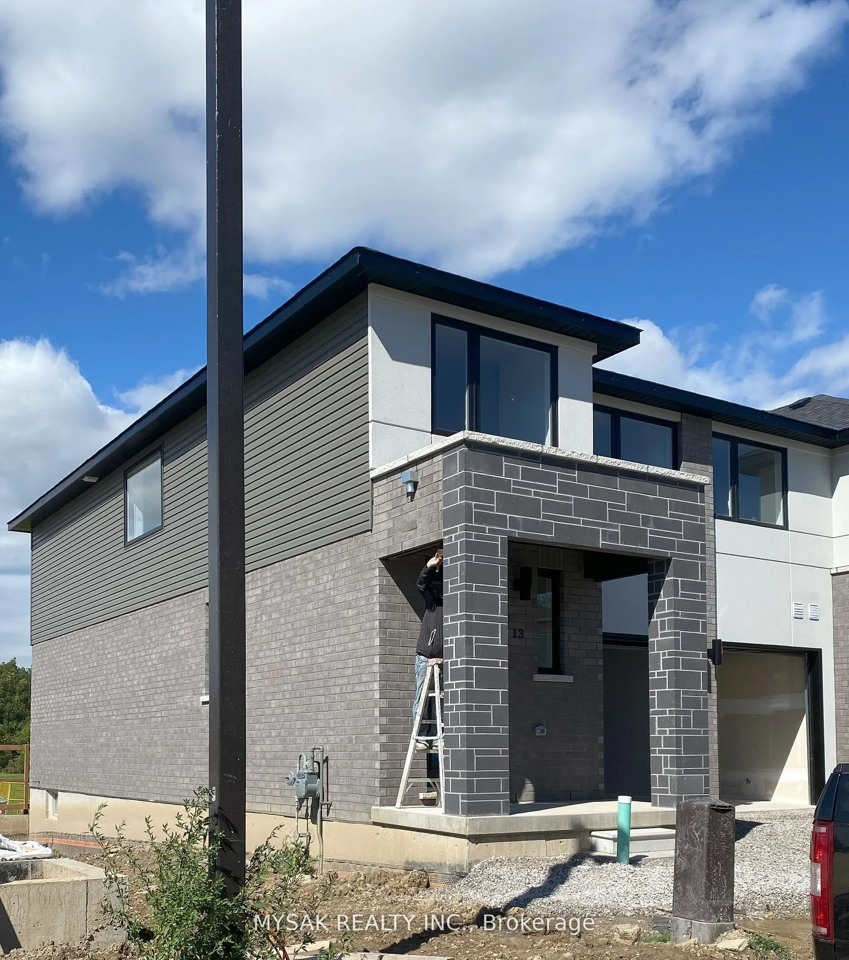 166 Mount Albion Road, #13