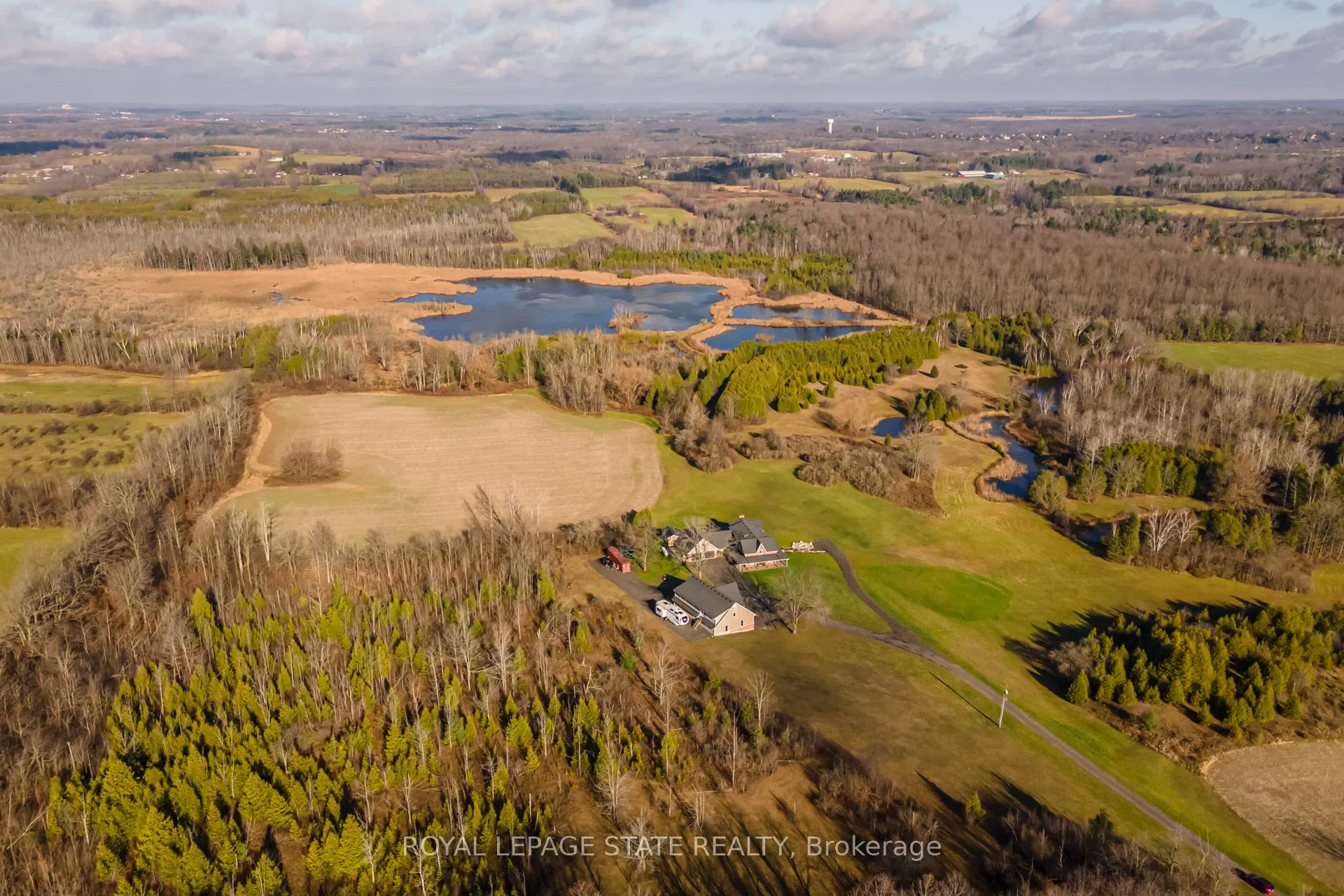 1041 Concession 8 RR 3 W