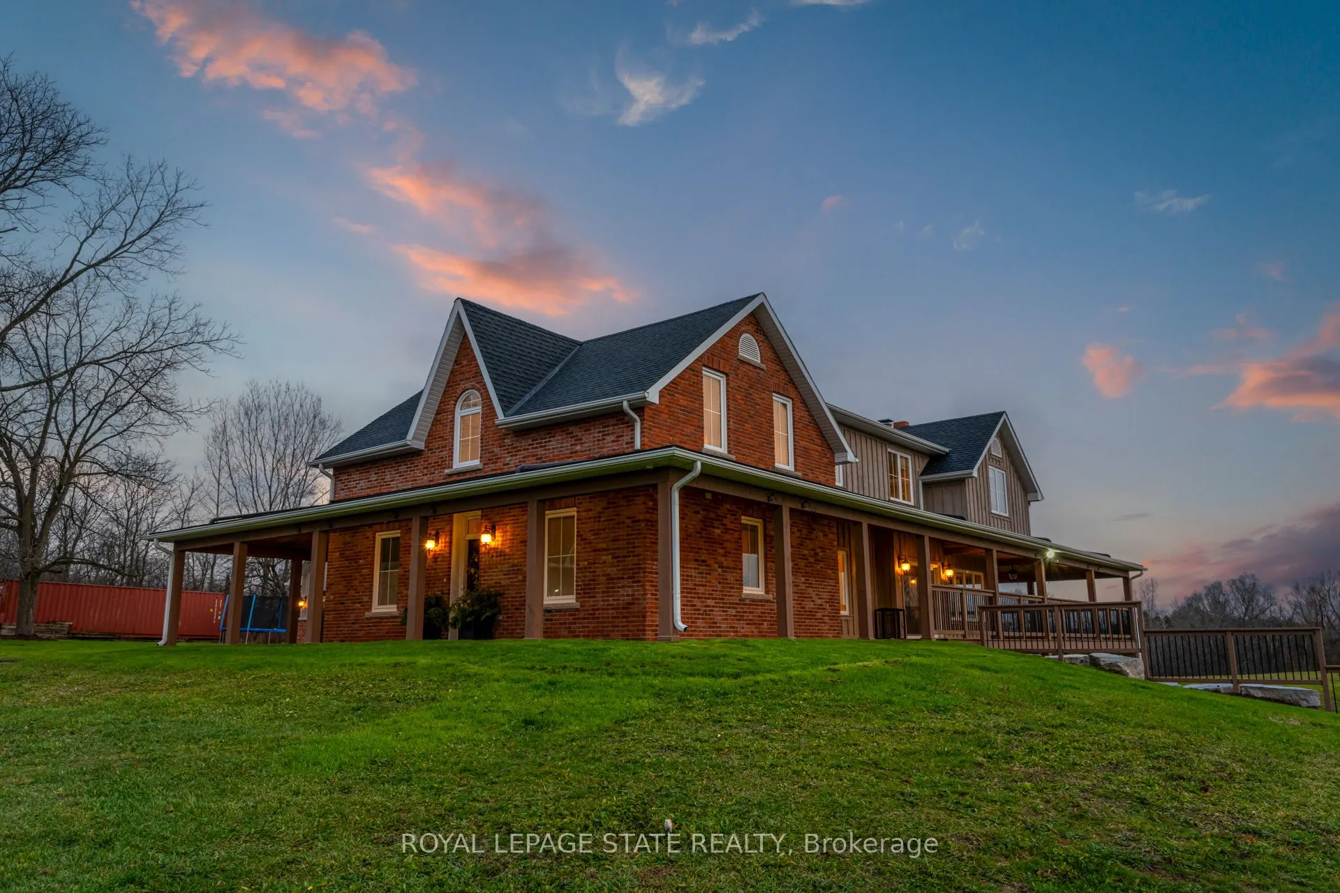 1041 Concession 8 RR 3 W