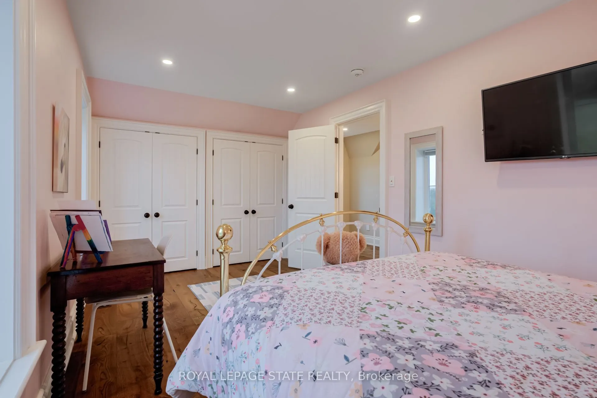 1041 Concession 8 RR 3 W