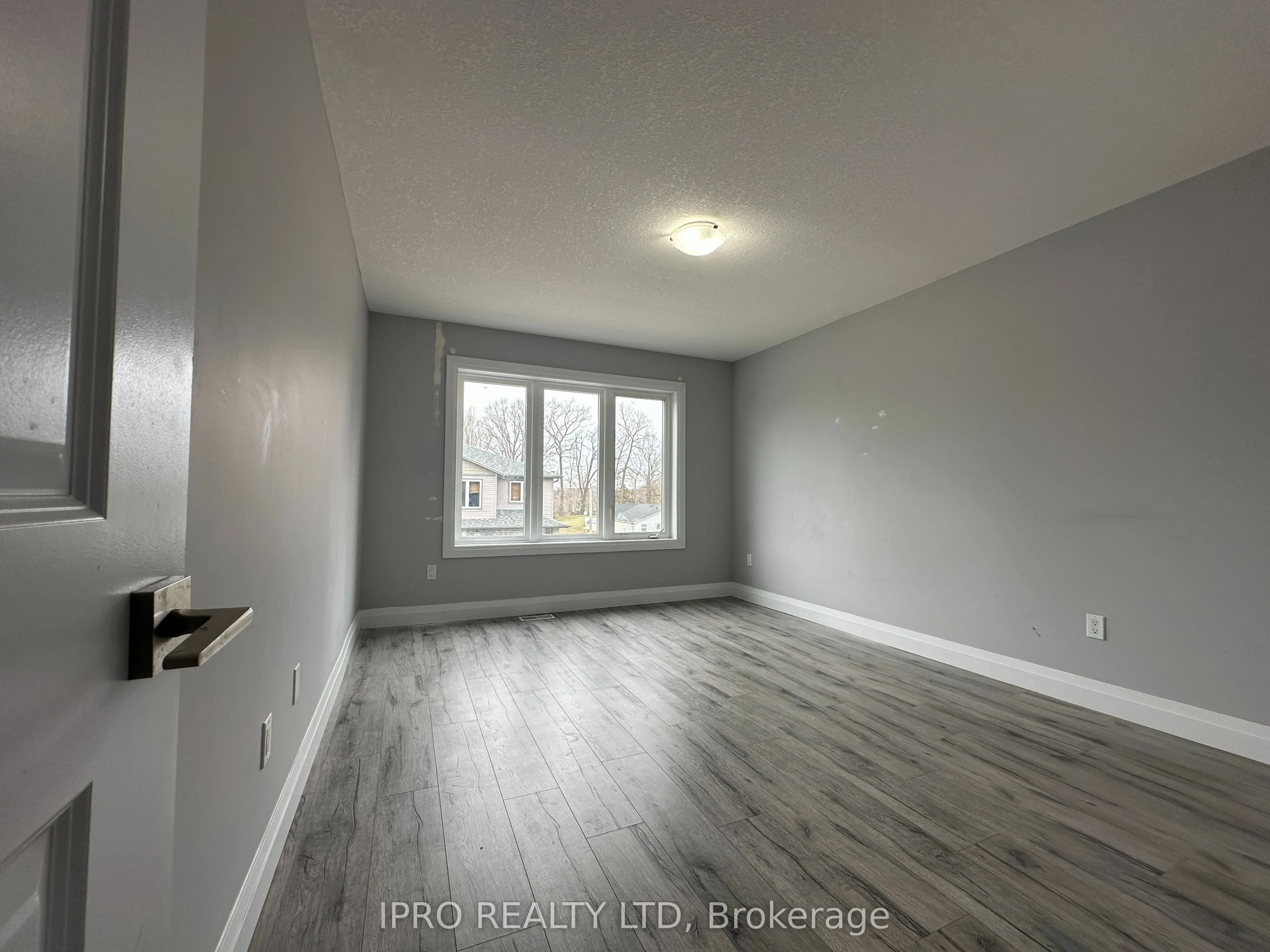 61 Vienna Road #1