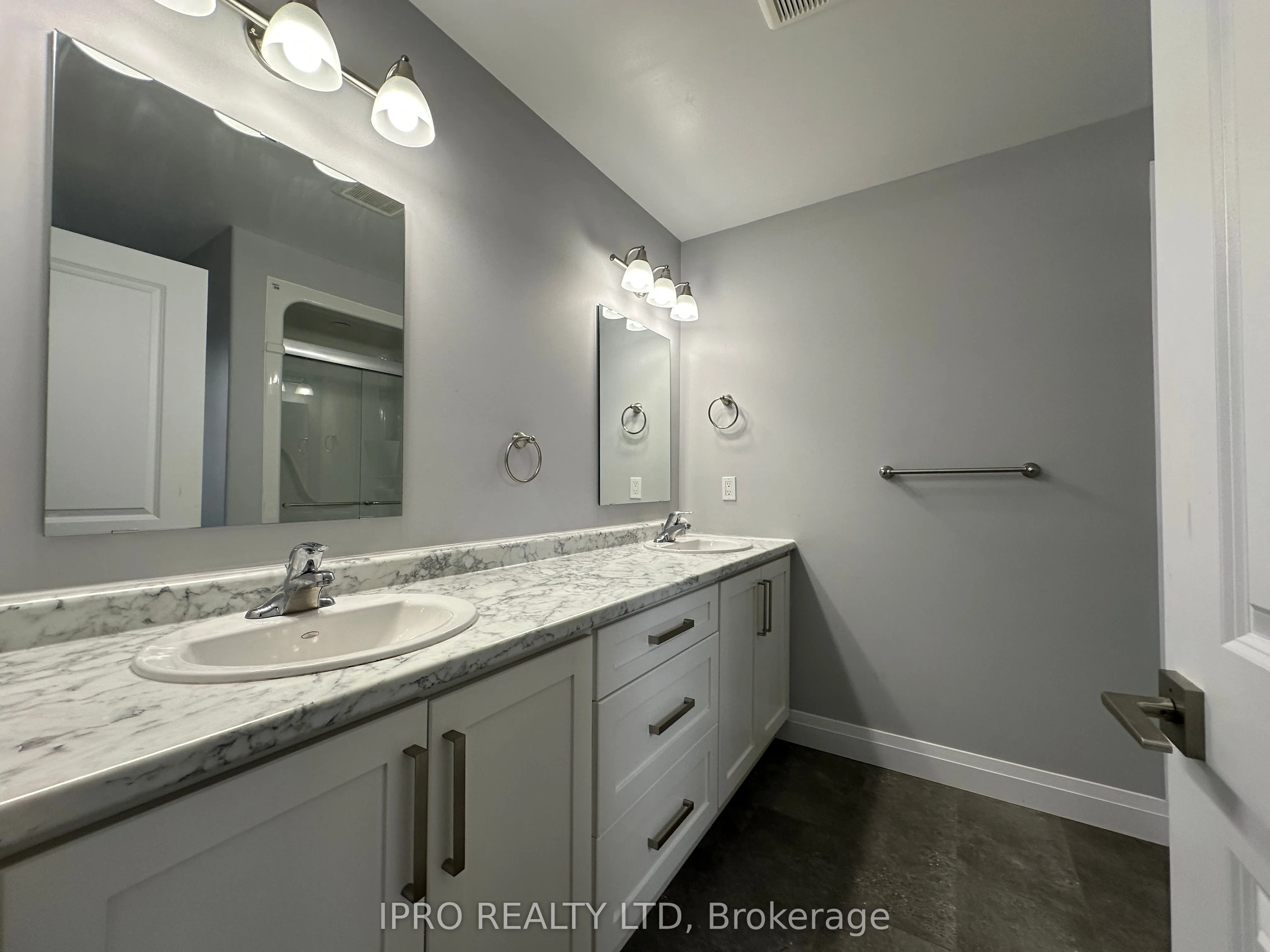 61 Vienna Road #1
