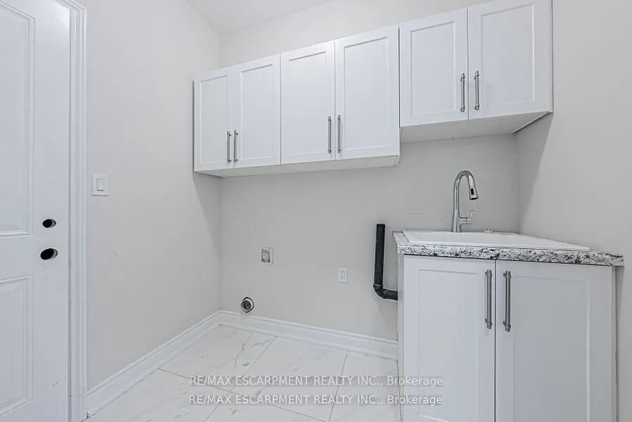 63 Cesar Place