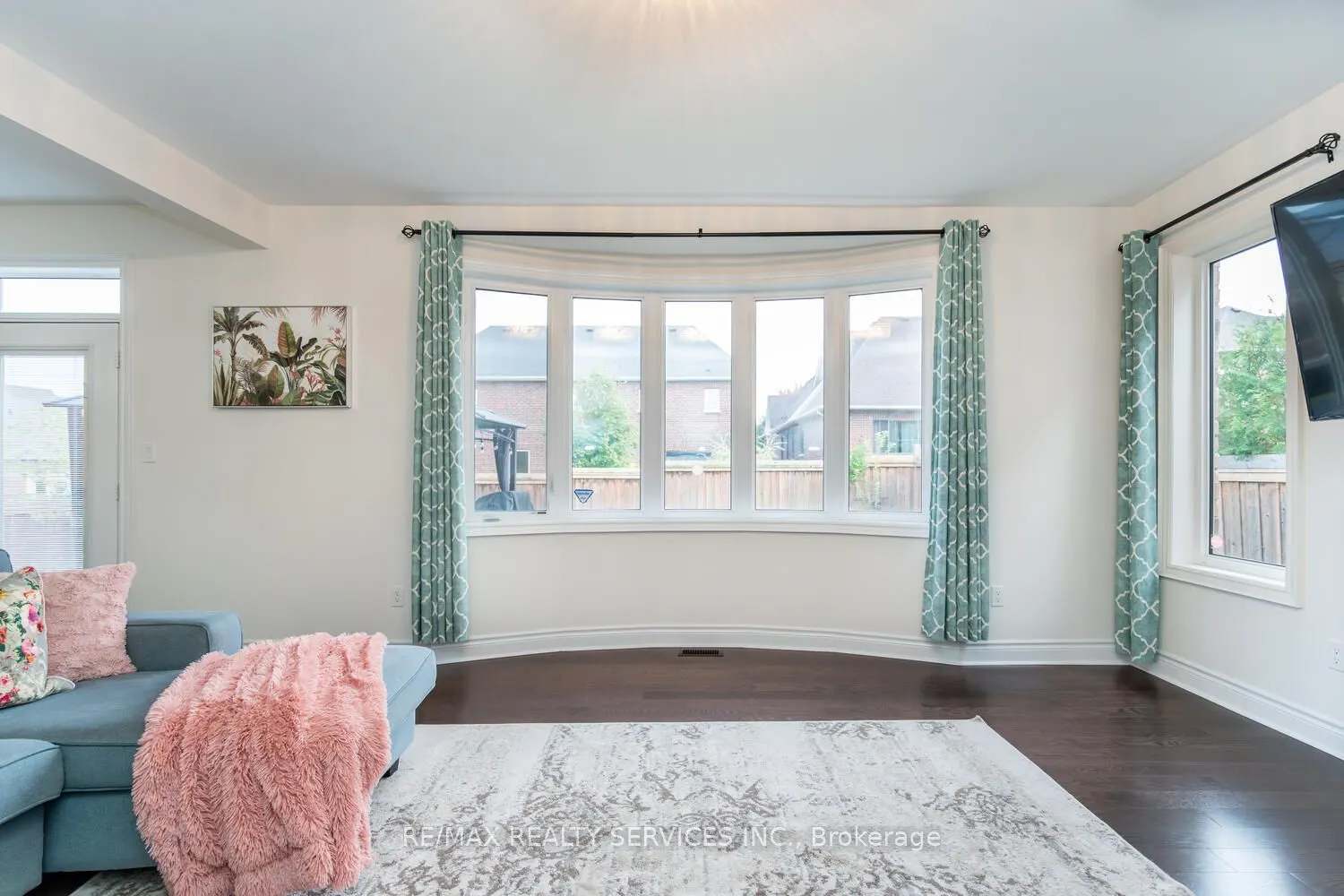 28 Stonegate Avenue
