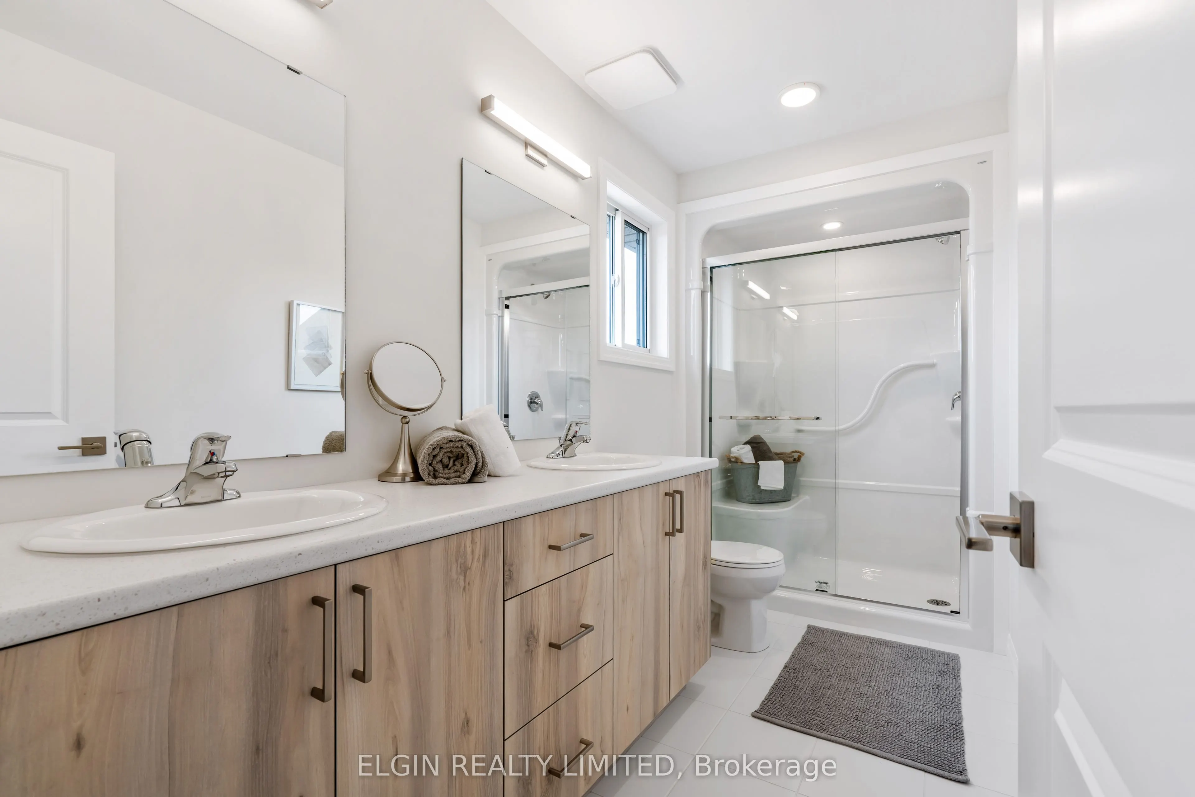 37 Hemlock Crescent