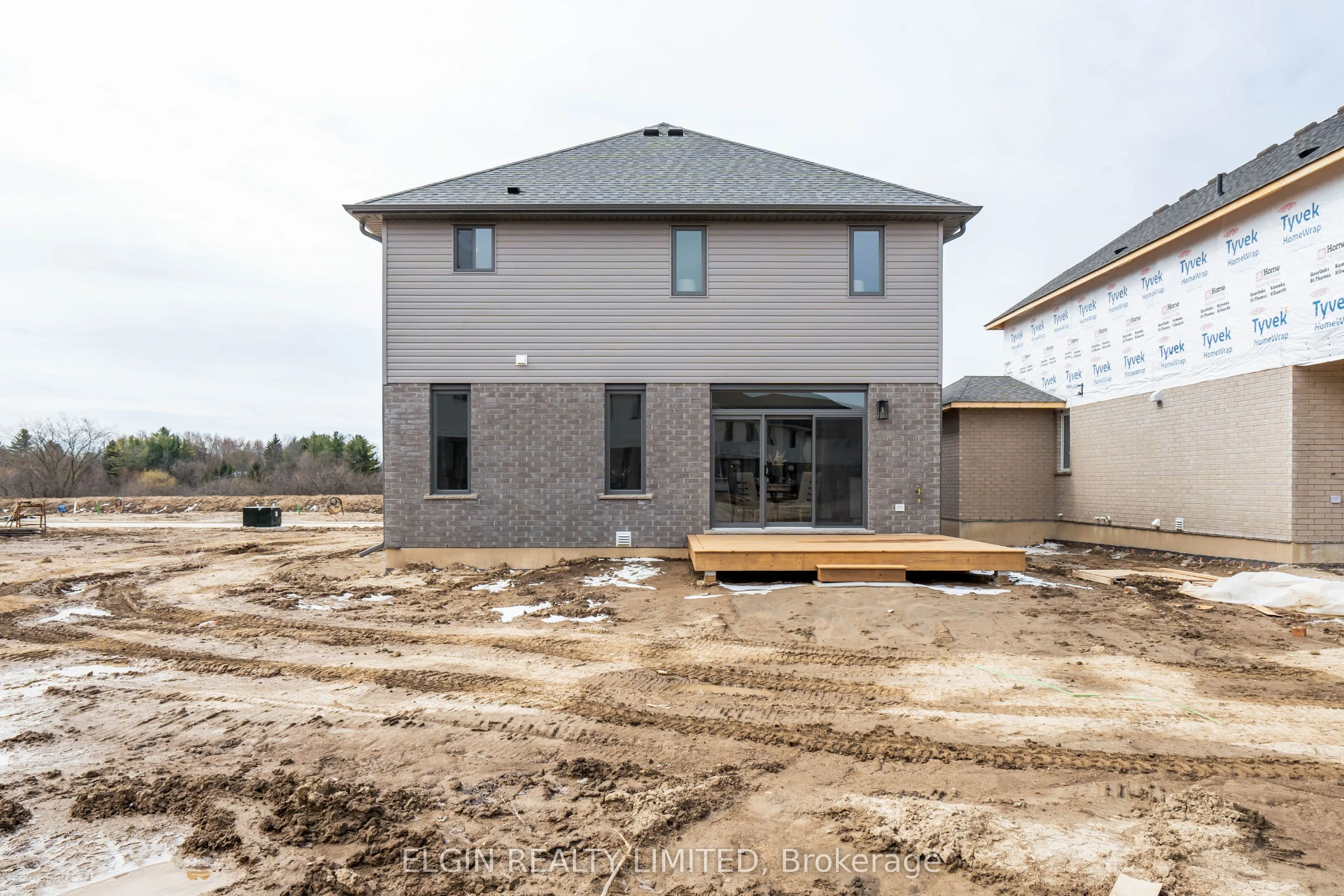 37 Hemlock Crescent
