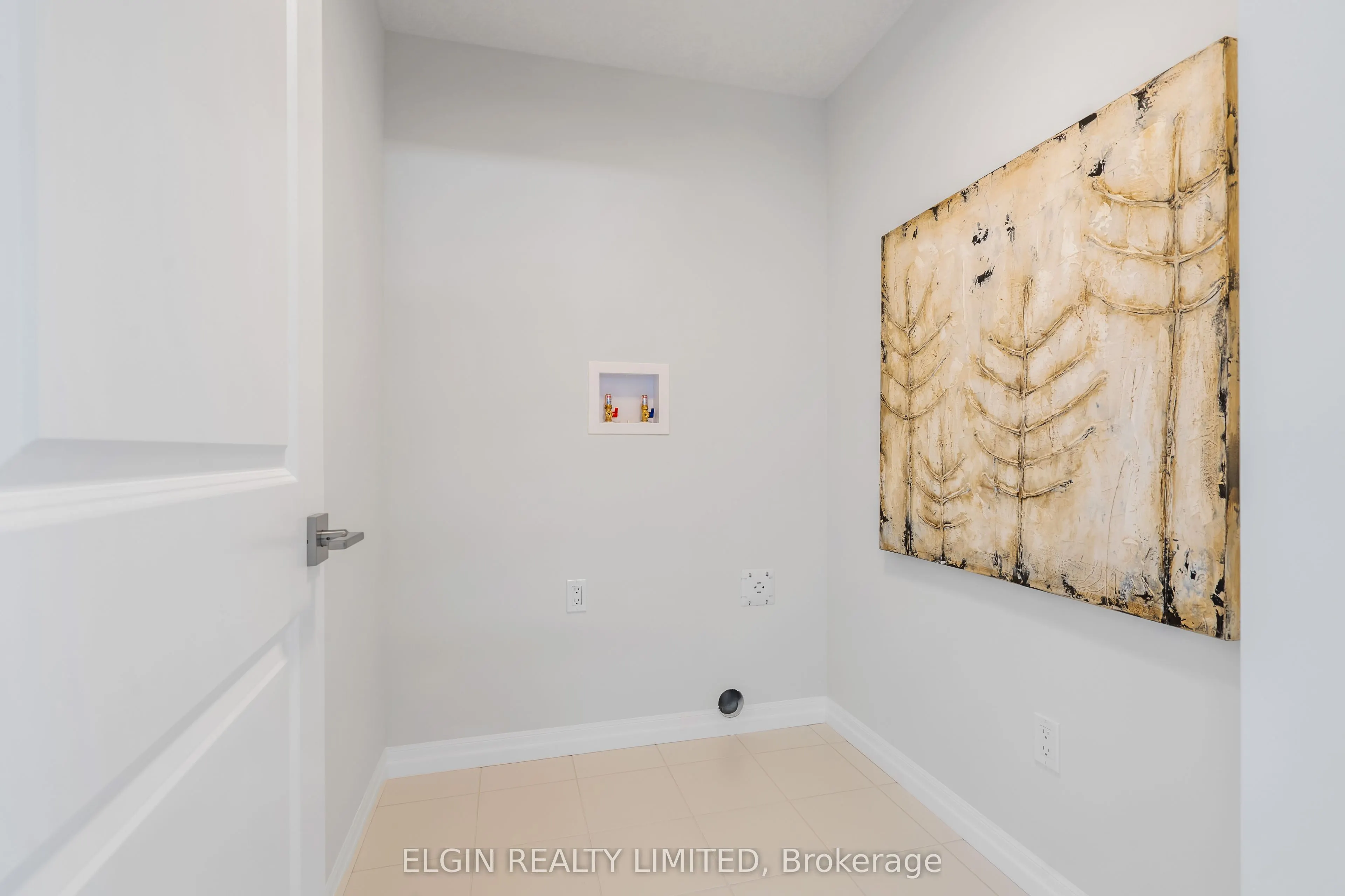 37 Hemlock Crescent