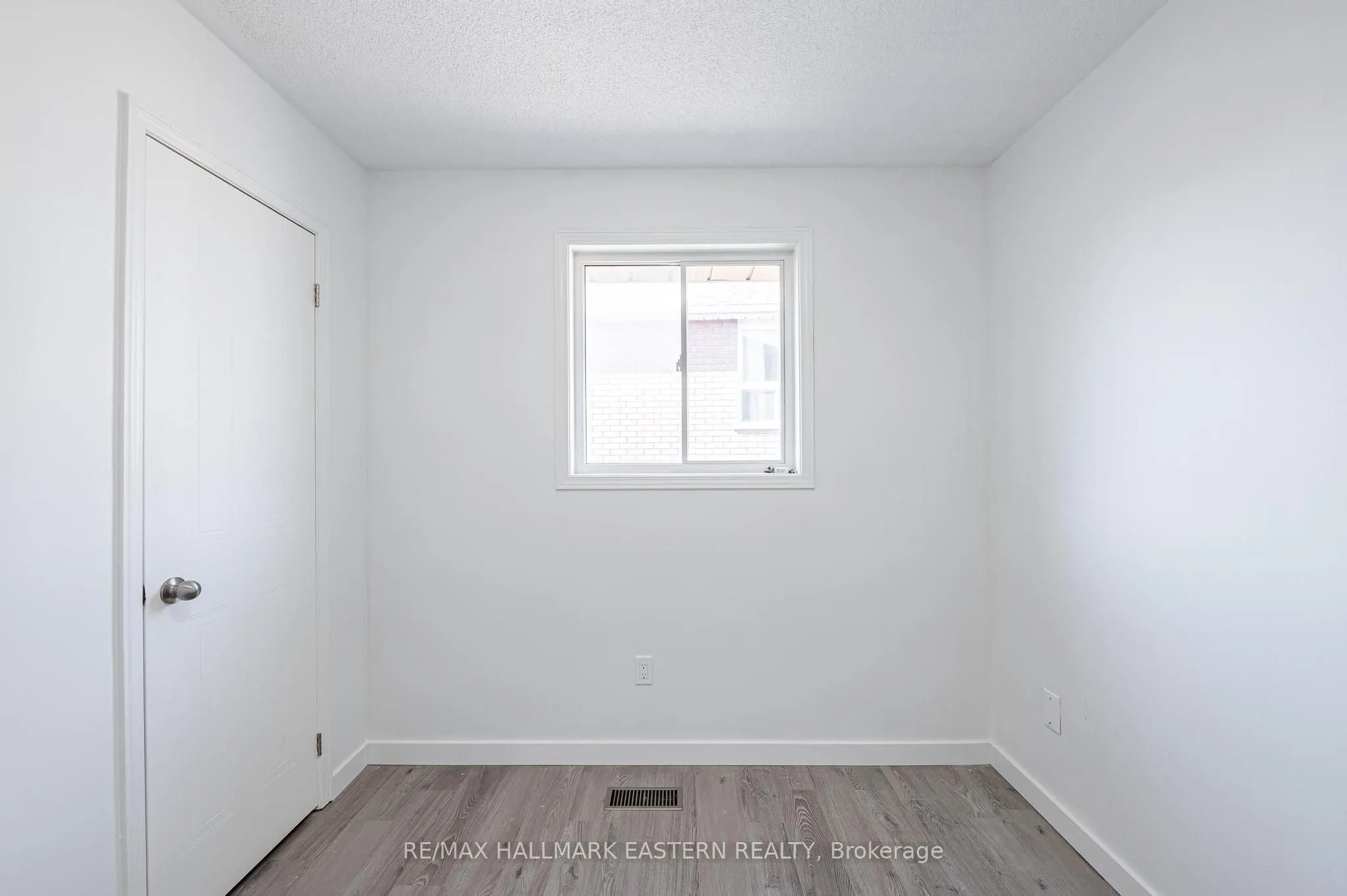 16 Ferguson Place