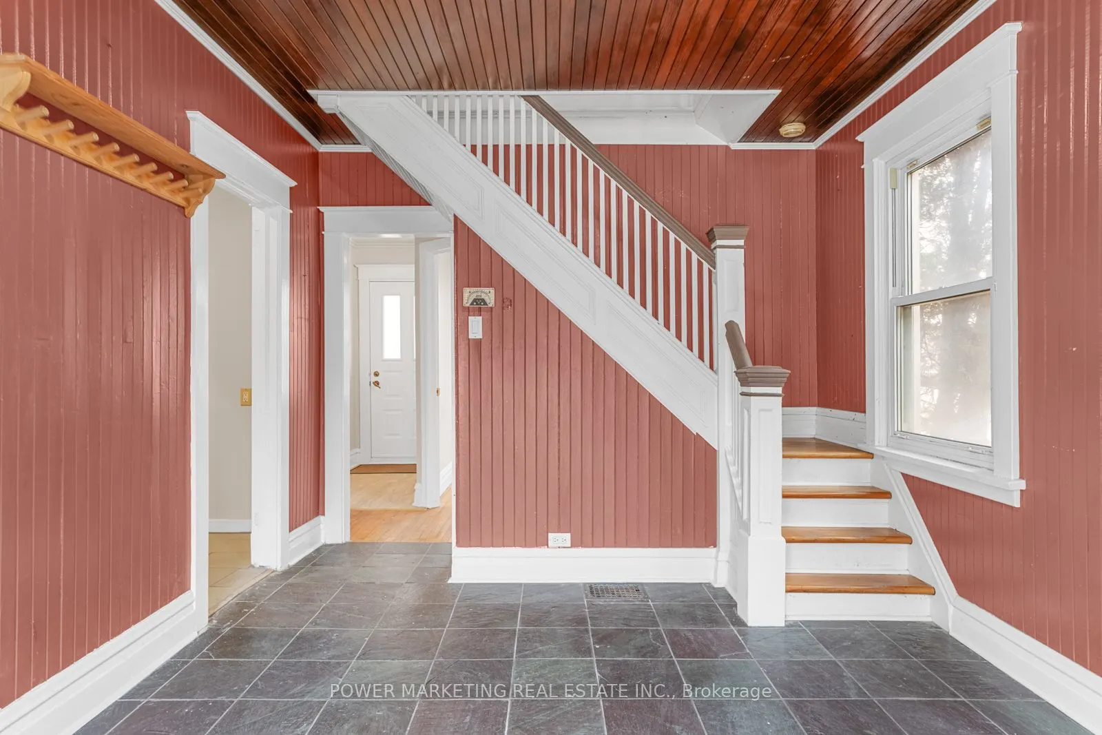 12 MCARTHUR Avenue