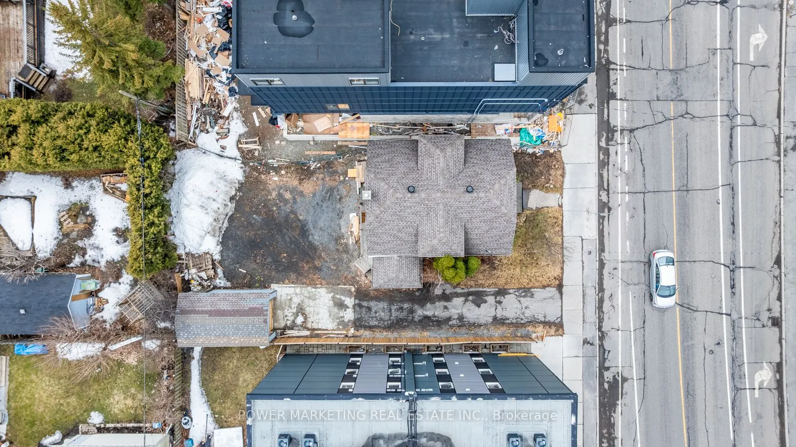 12 MCARTHUR Avenue