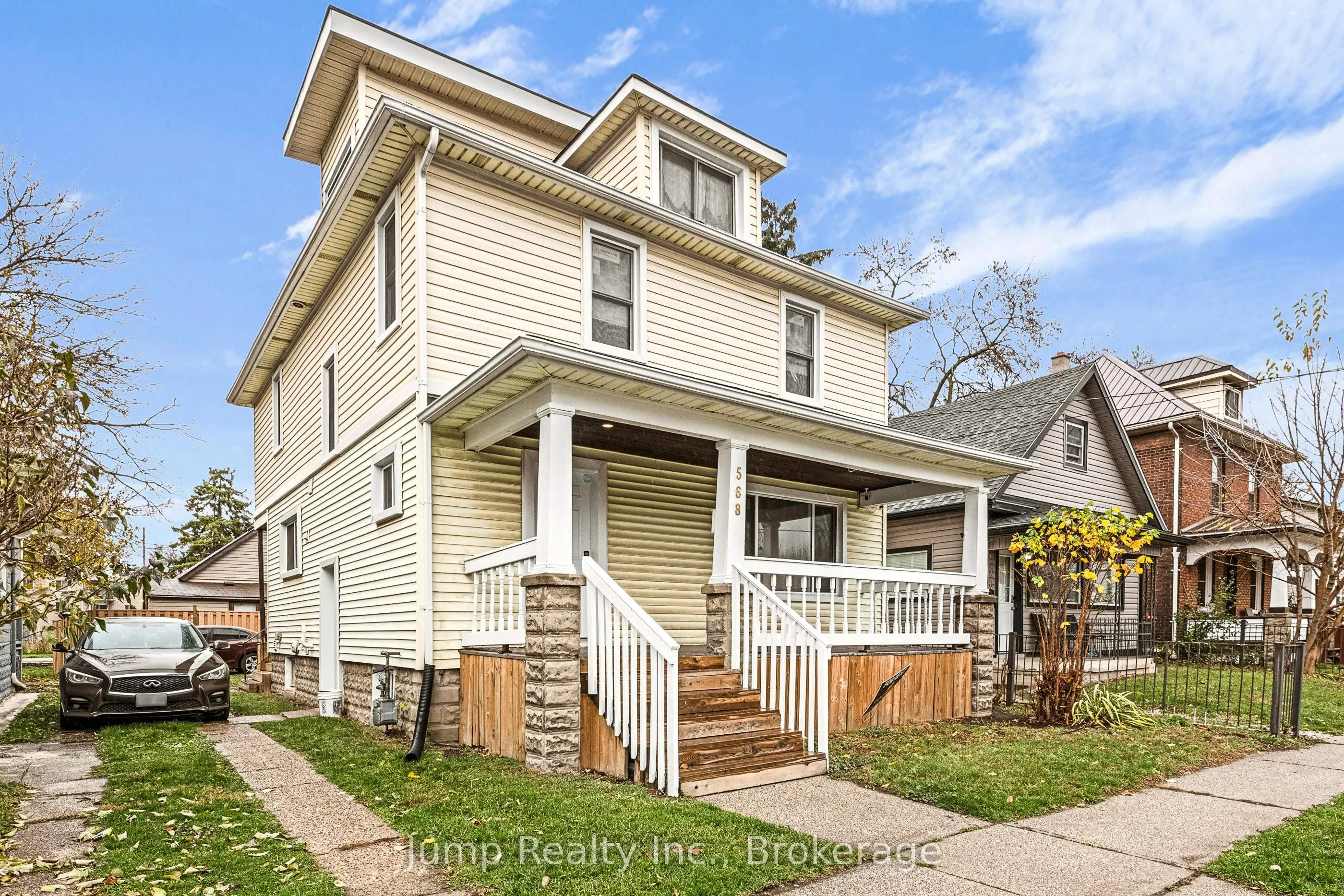 568 TOURNIER Street
