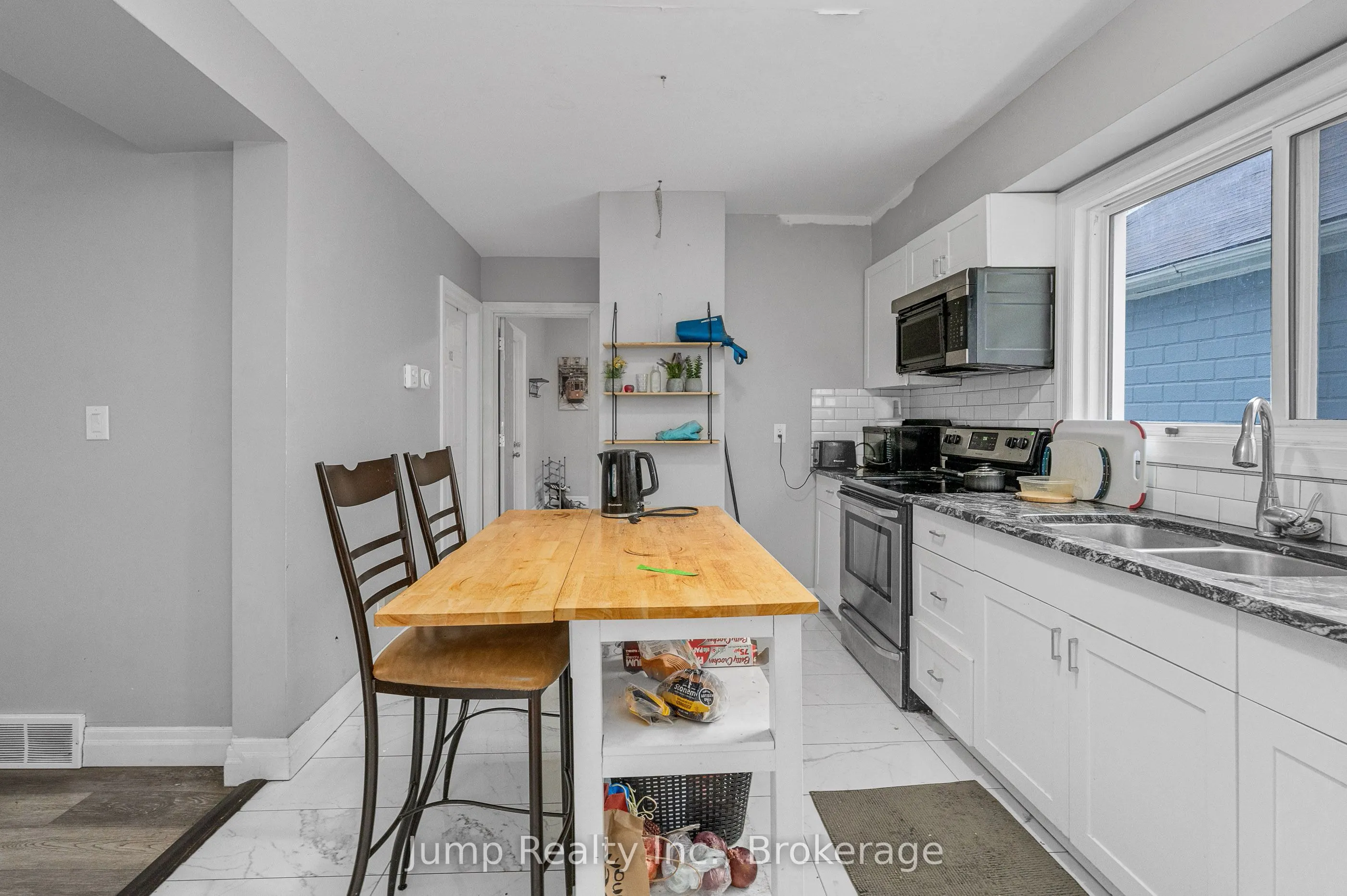 568 TOURNIER Street
