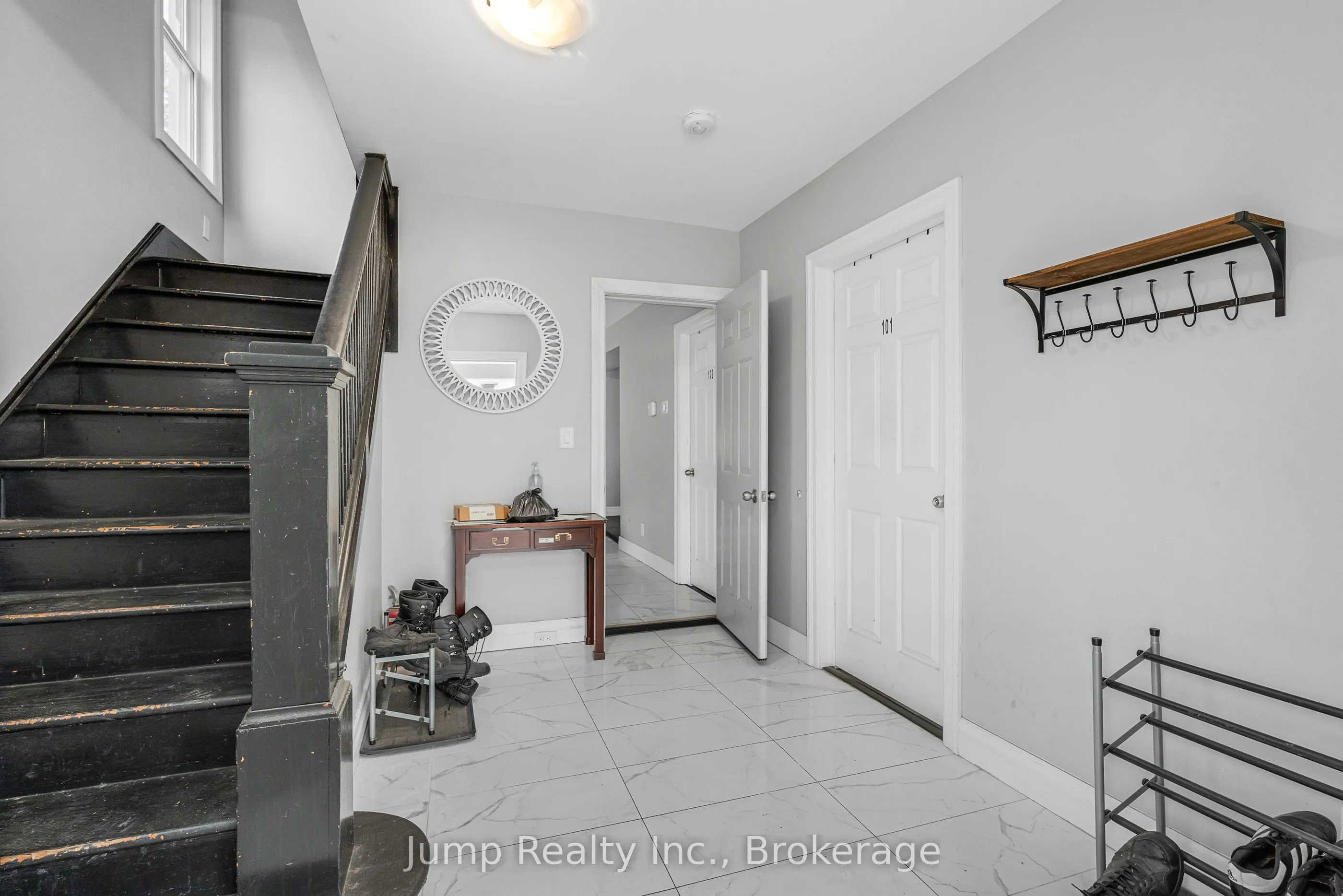 568 TOURNIER Street