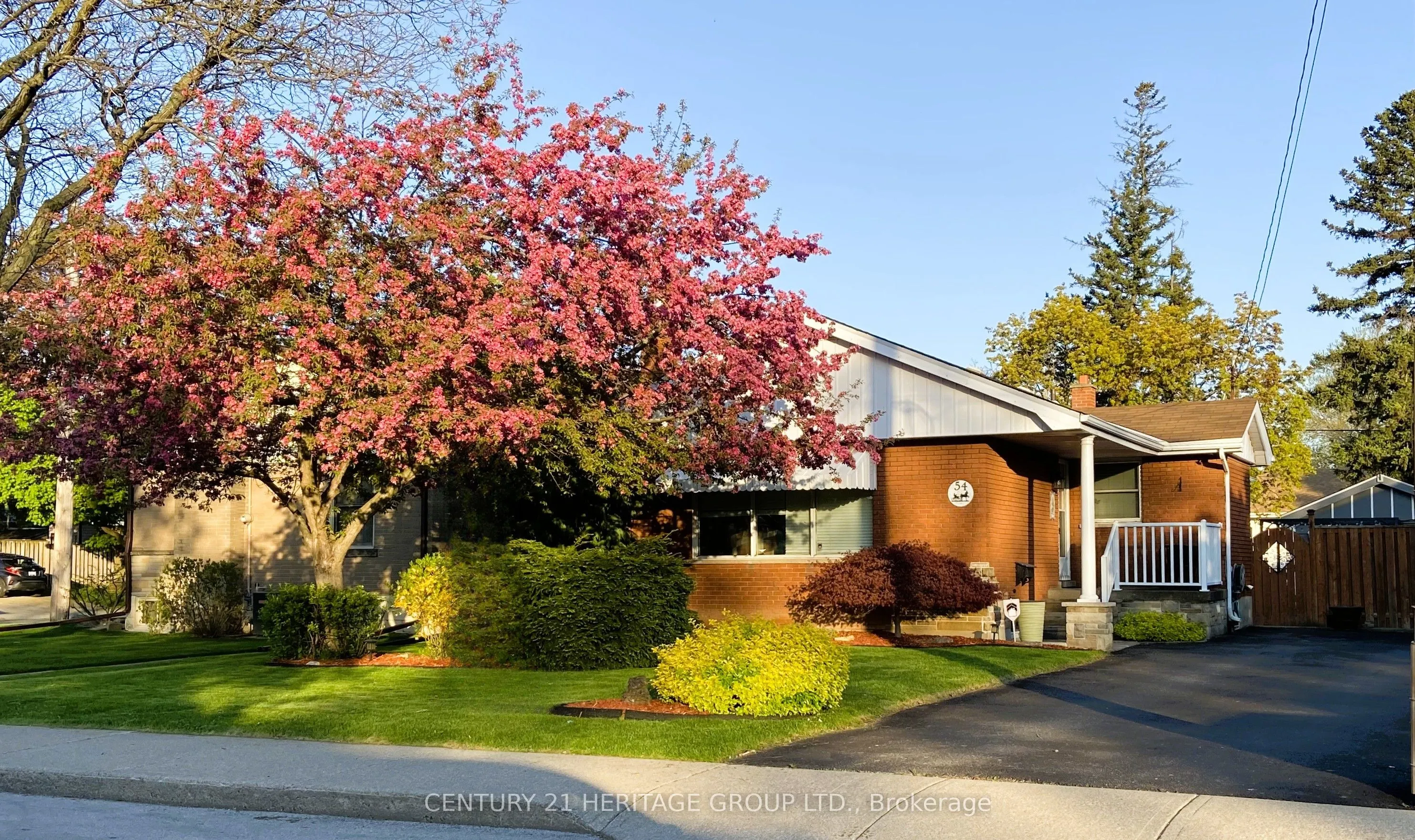 54 Sherwood Rise
