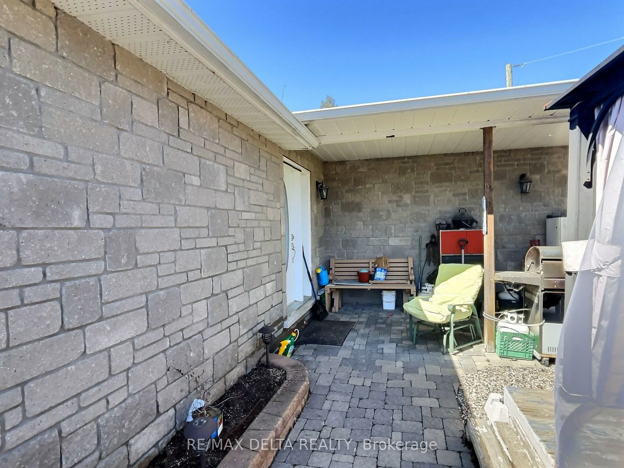 353 Russell Road