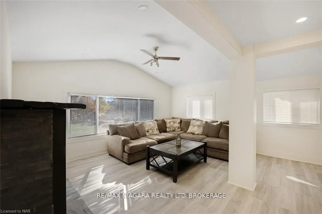 377 Cambridge Road W