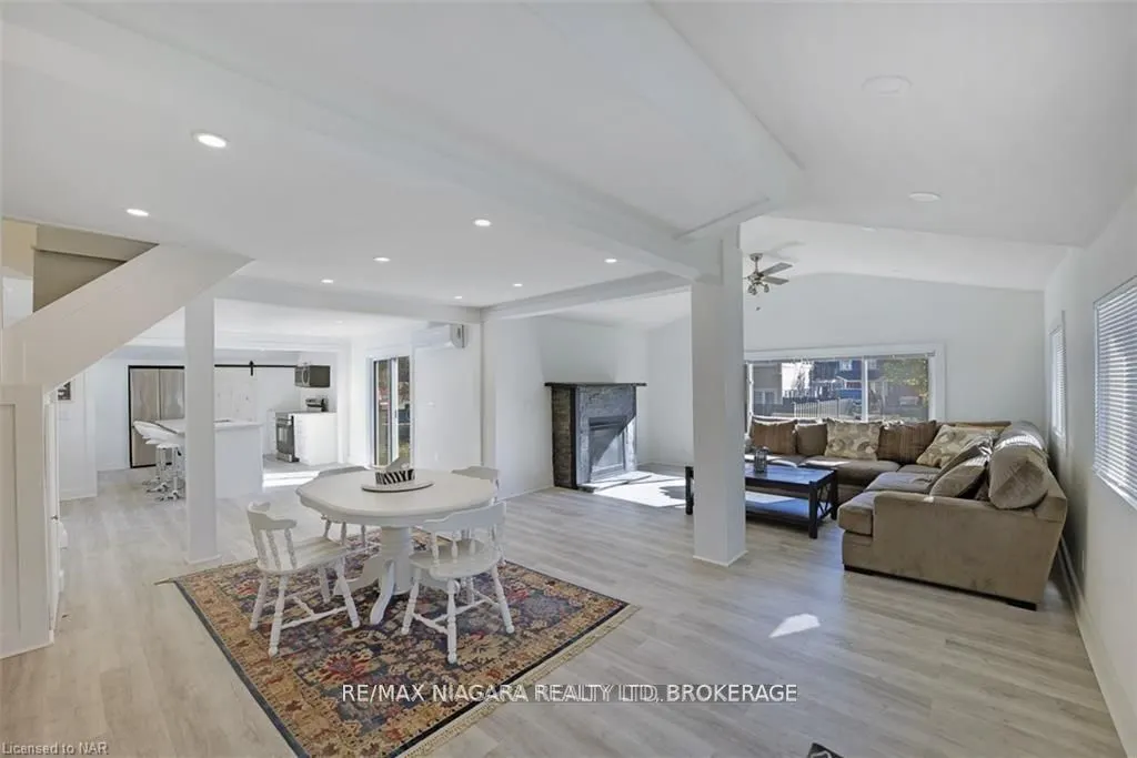 377 Cambridge Road W