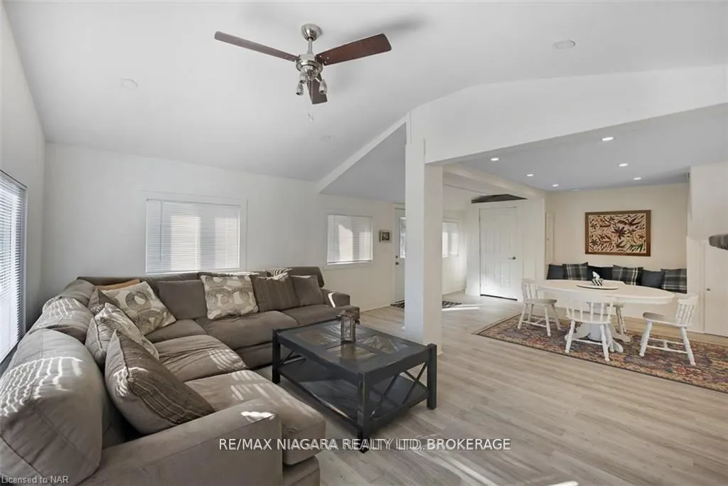 377 Cambridge Road W
