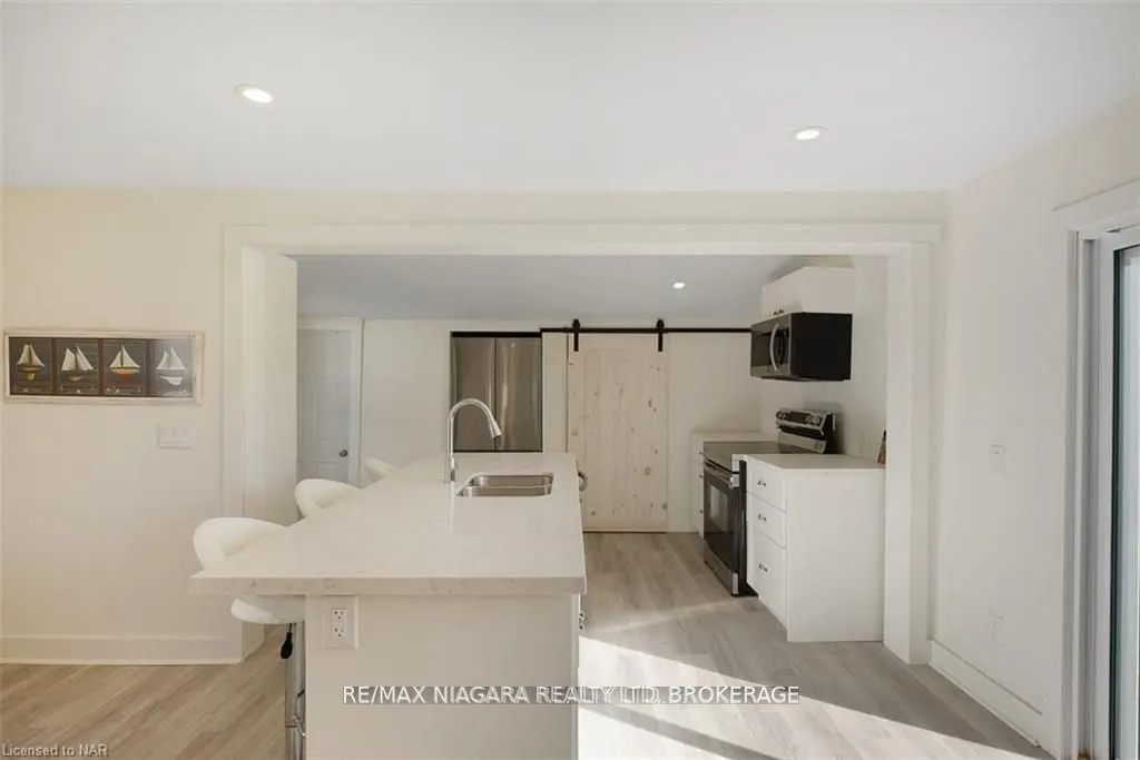 377 Cambridge Road W