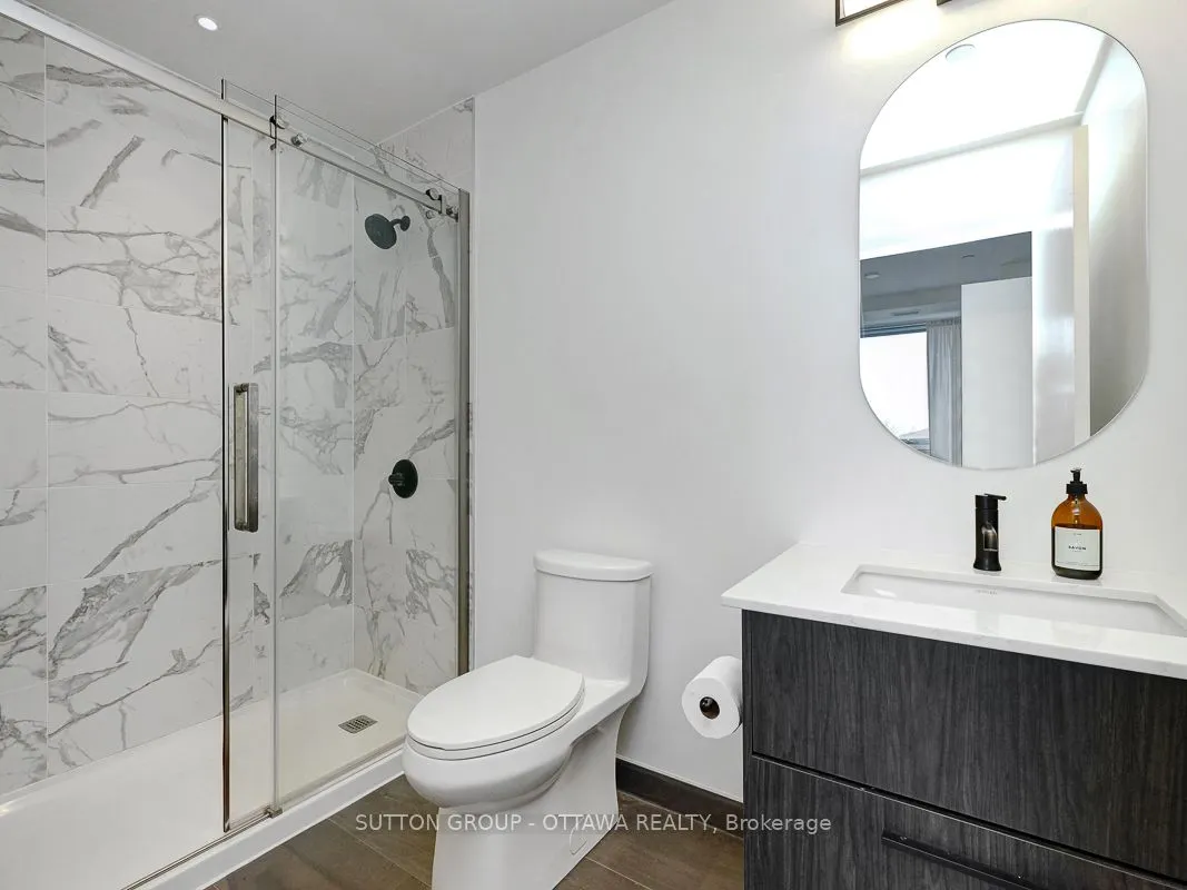 560 Rideau Street #306
