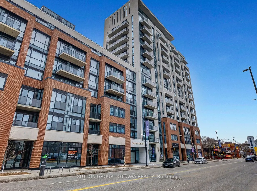 560 Rideau Street #306