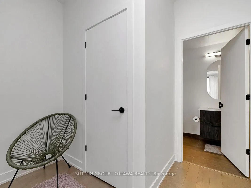 560 Rideau Street #306