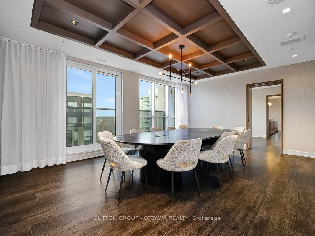 560 Rideau Street #306