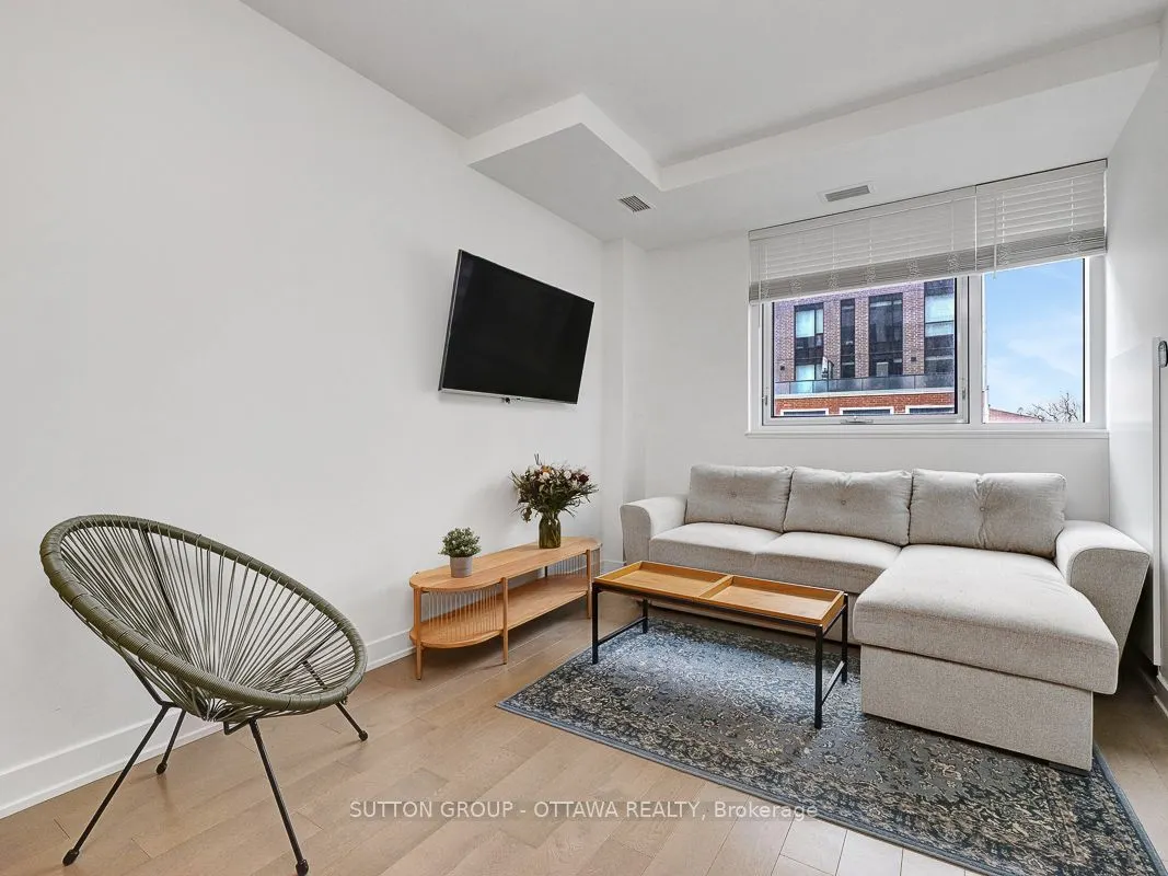 560 Rideau Street #306