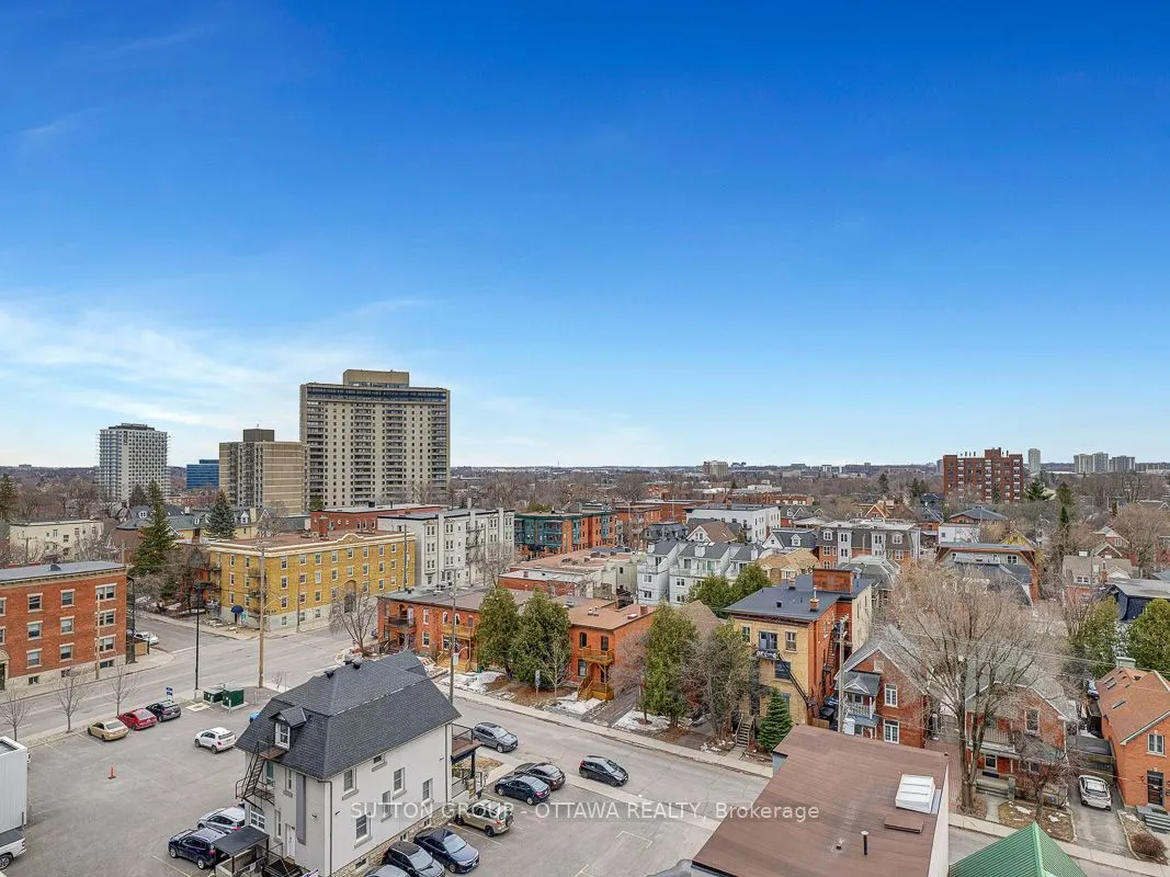 560 Rideau Street #306