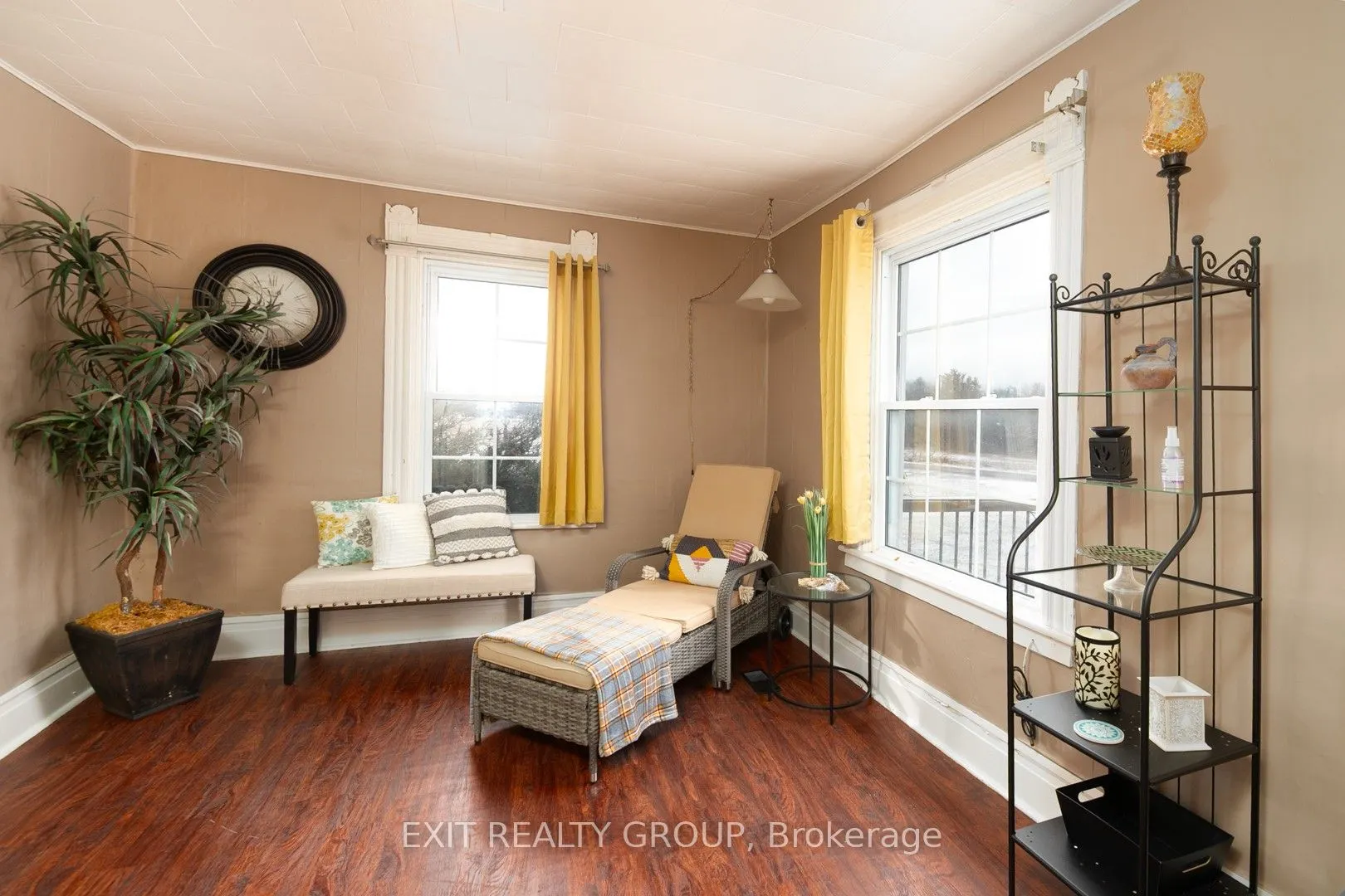 1290 Rosebush Road