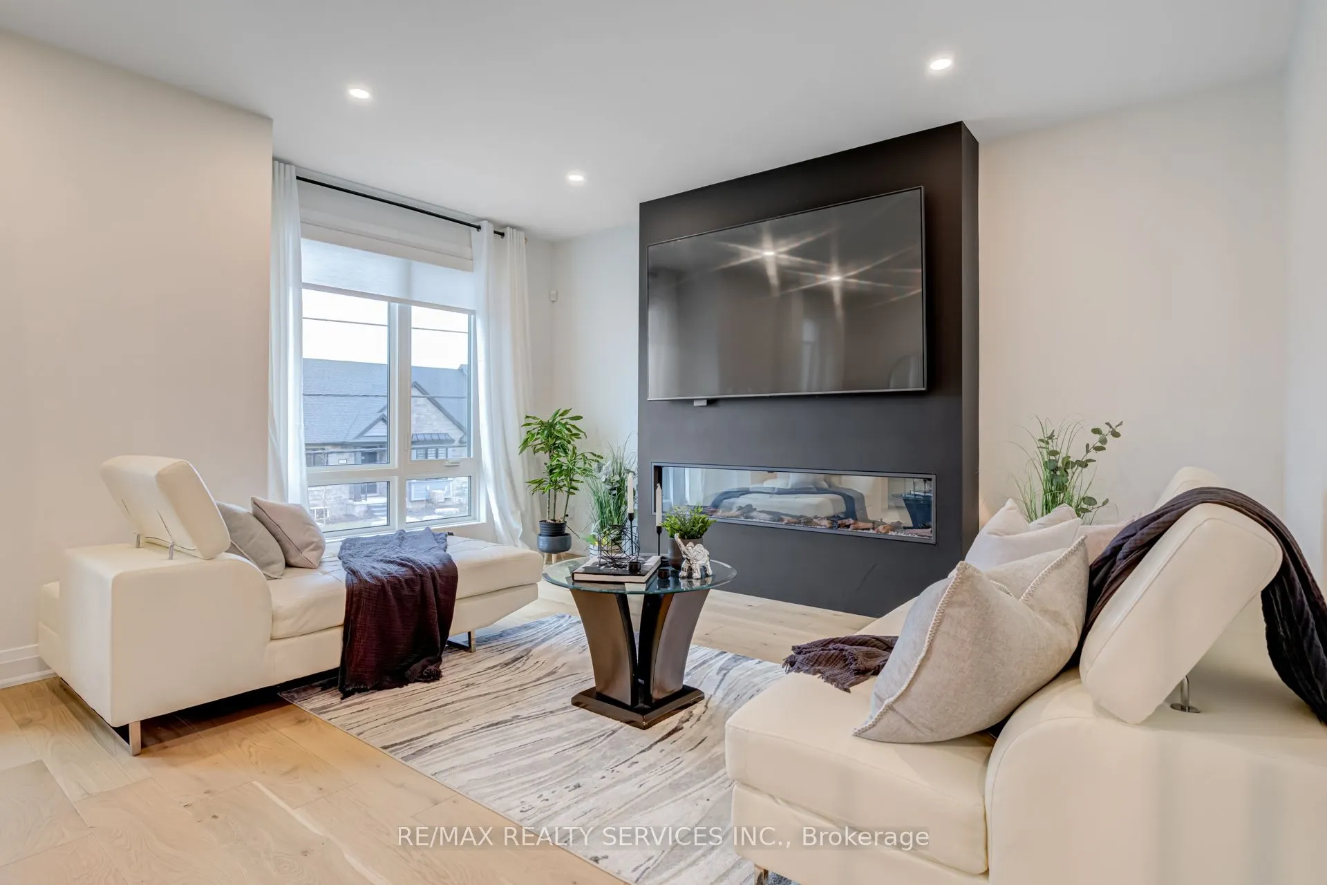 151C Port Robinson Road #15