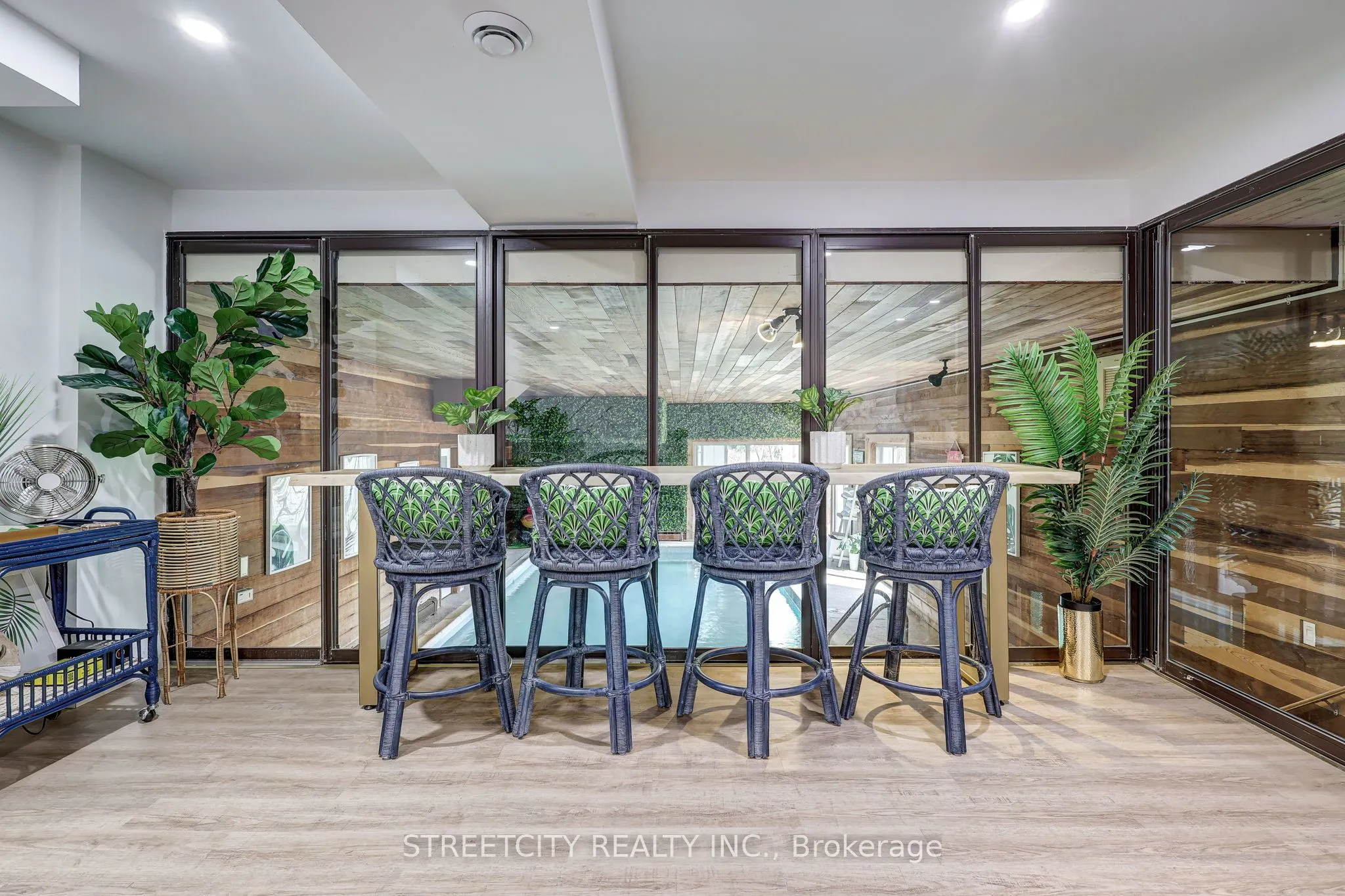 7 Thistle Court