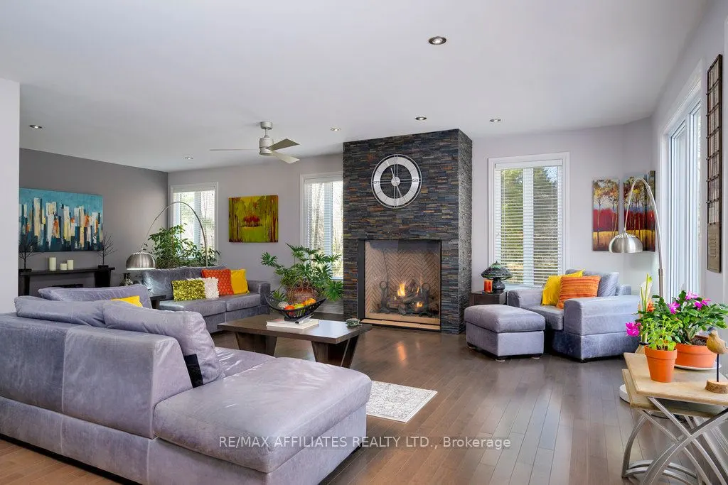 2284 Summerside Drive