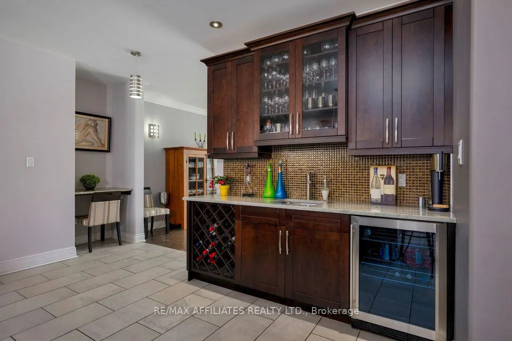 2284 Summerside Drive