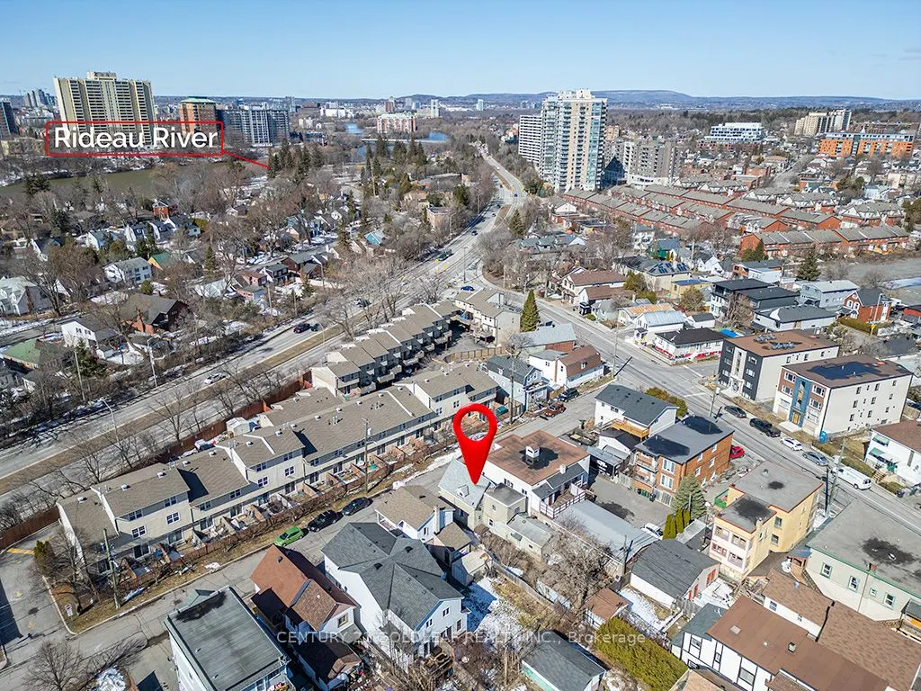 215 Desrosiers Street
