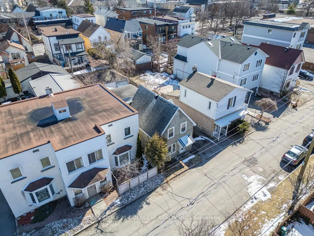 215 Desrosiers Street
