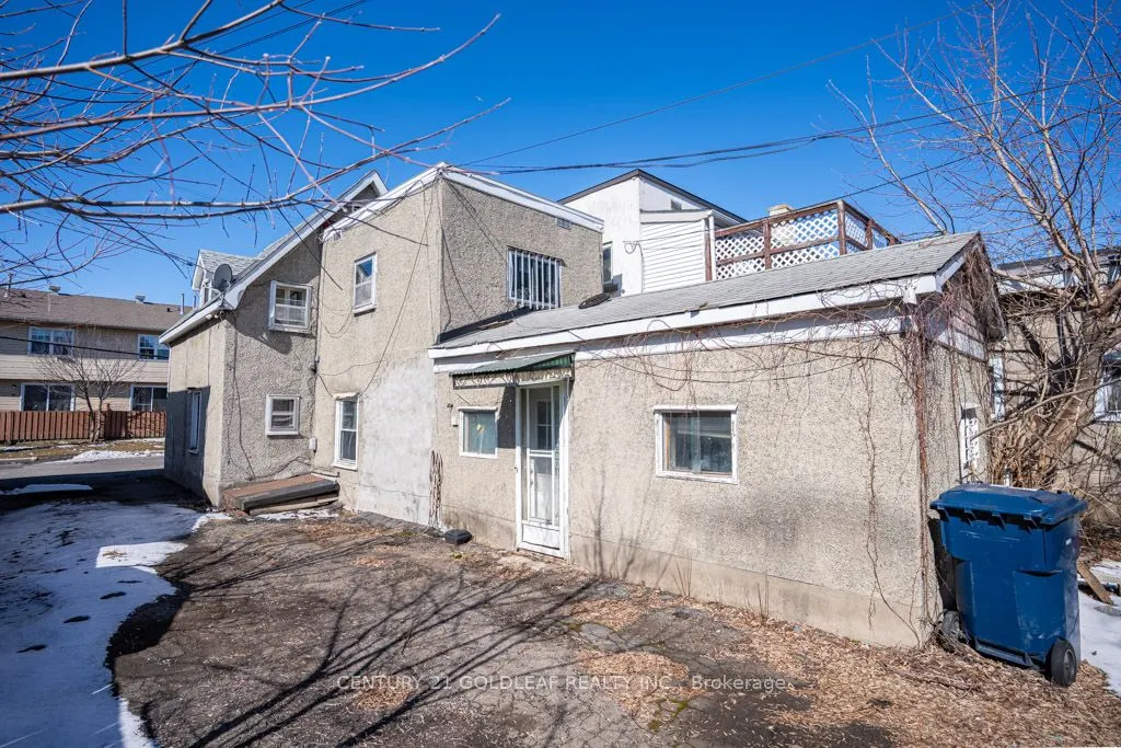 215 Desrosiers Street