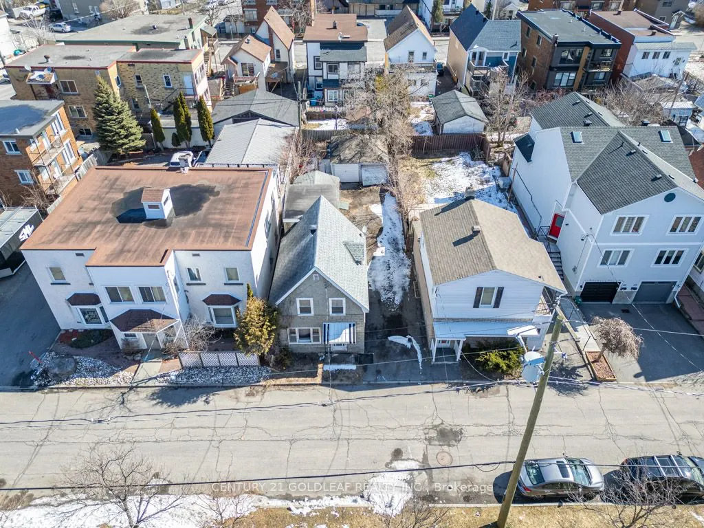 215 Desrosiers Street