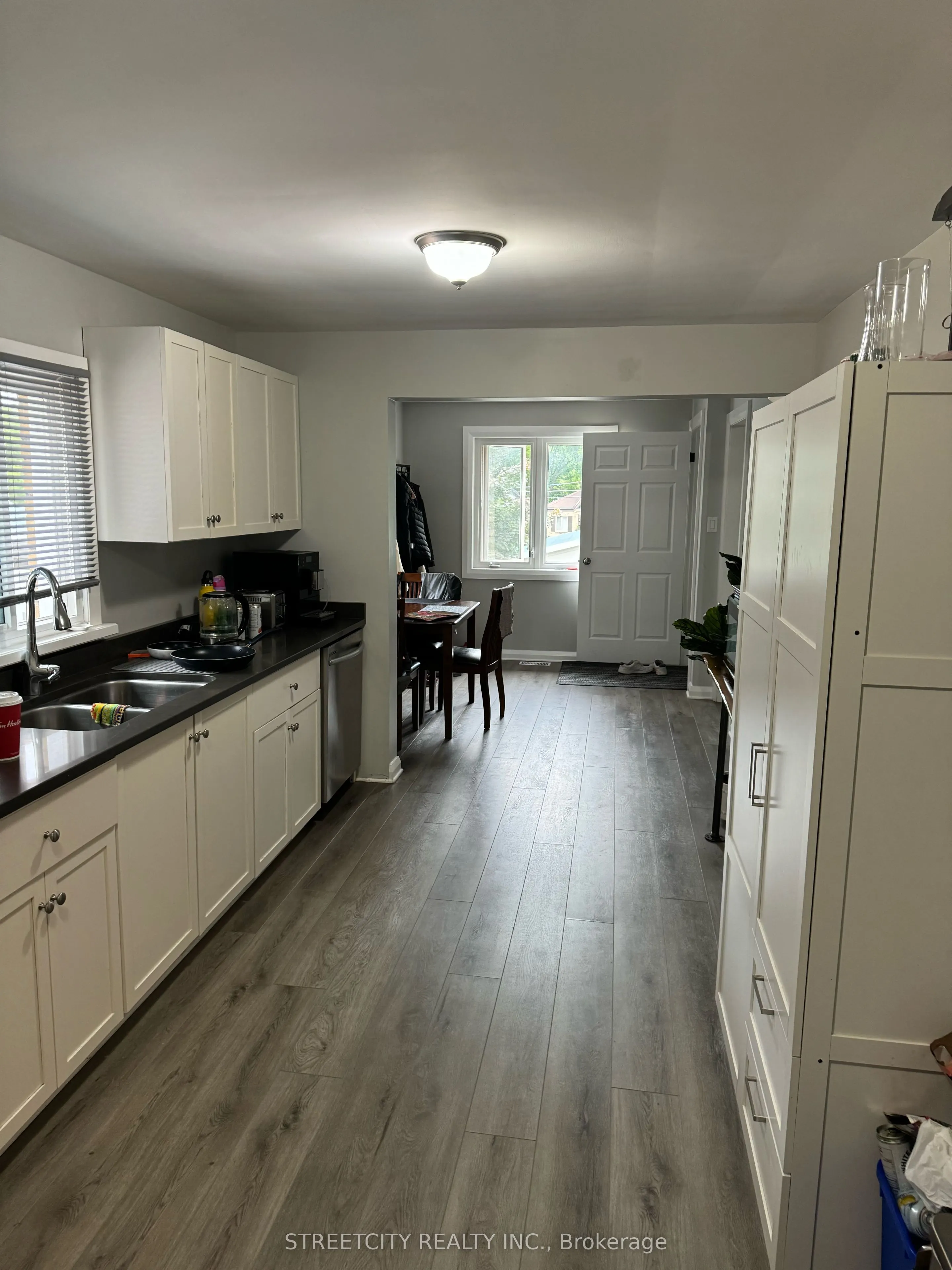 17 Evergreen Avenue, #Upper