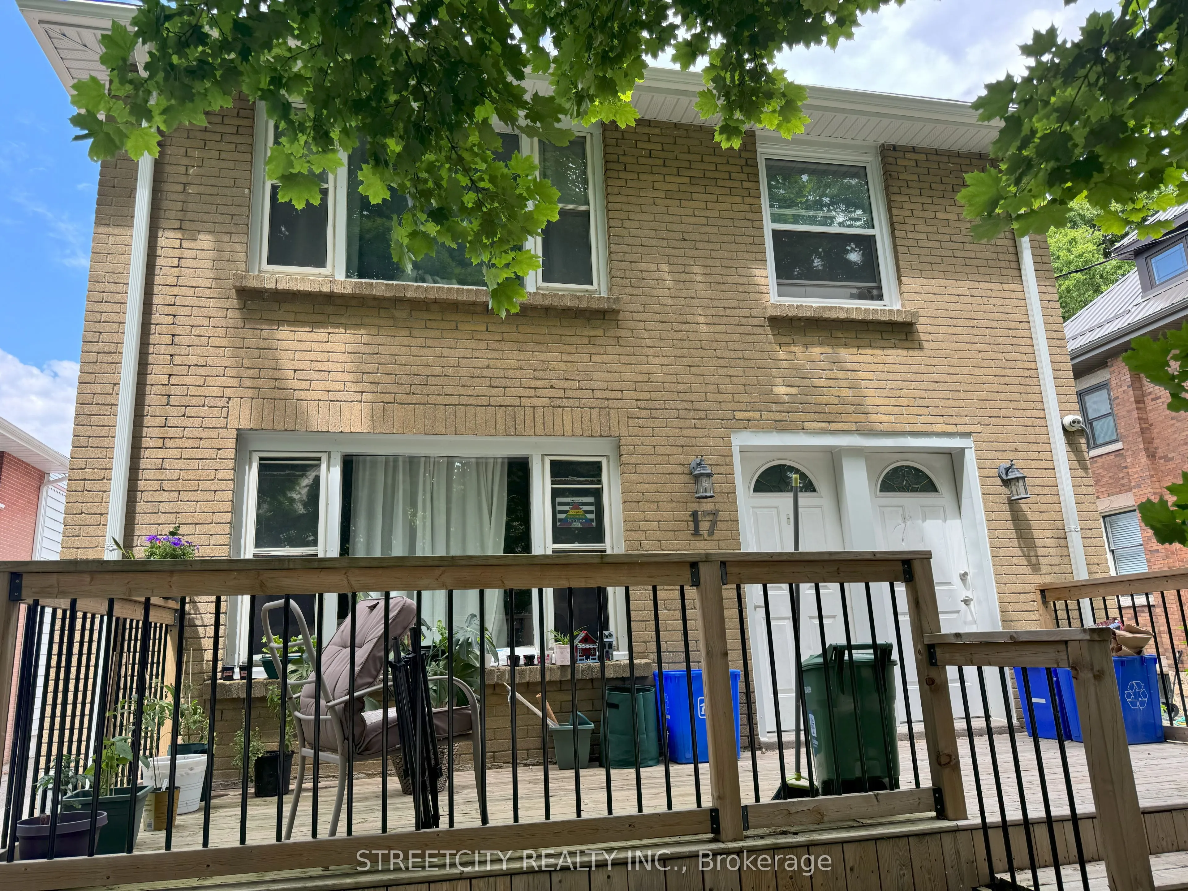 17 Evergreen Avenue, #Upper