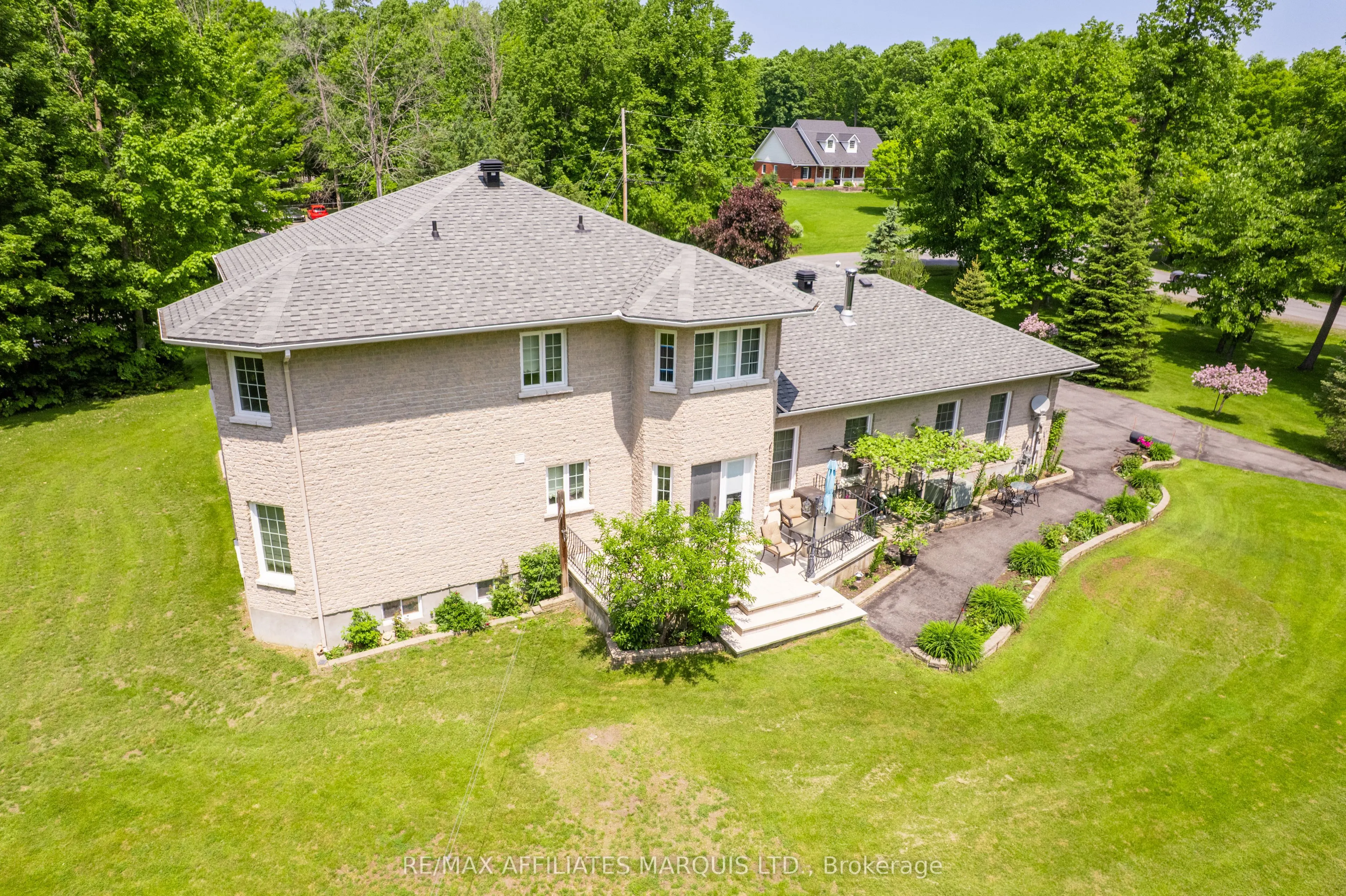 16935 Beaver Dam Drive