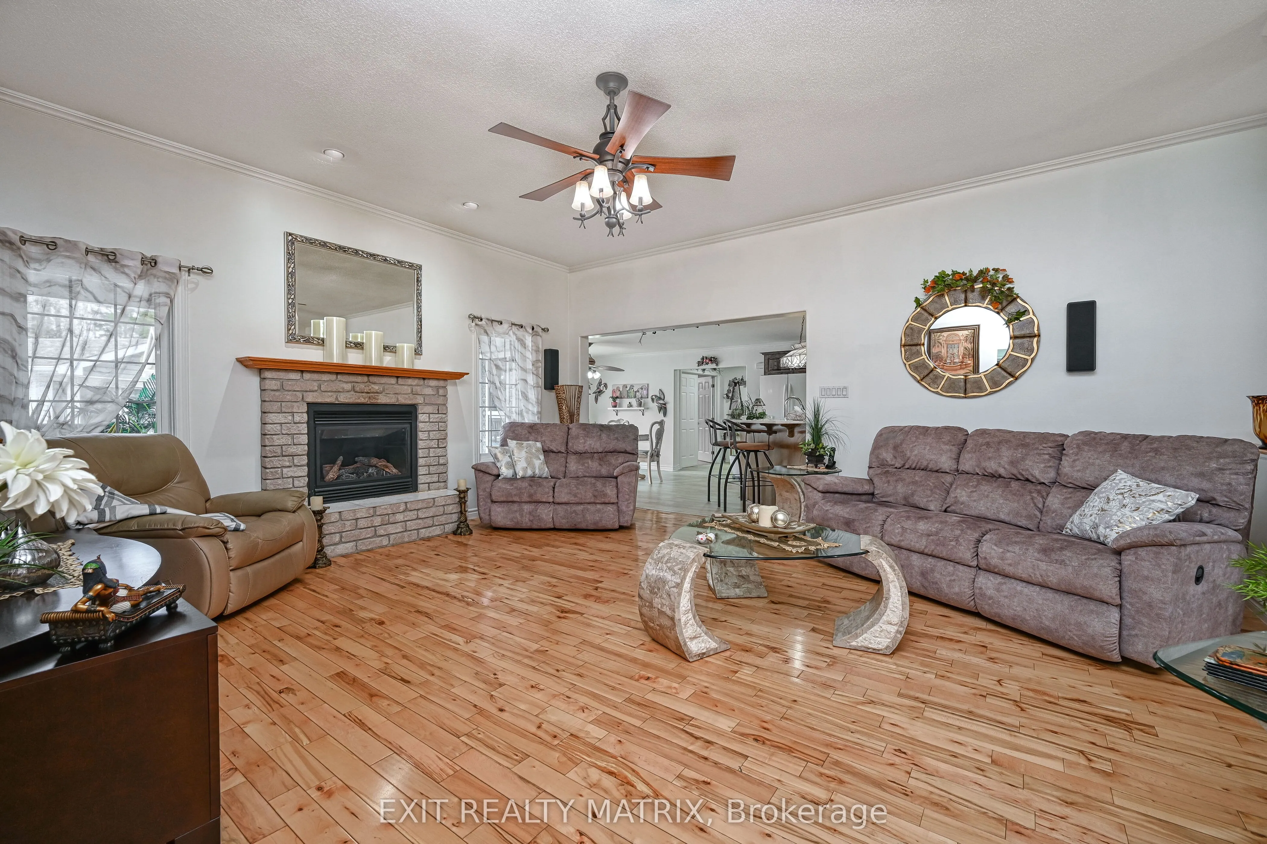 2573 Mitchell Street