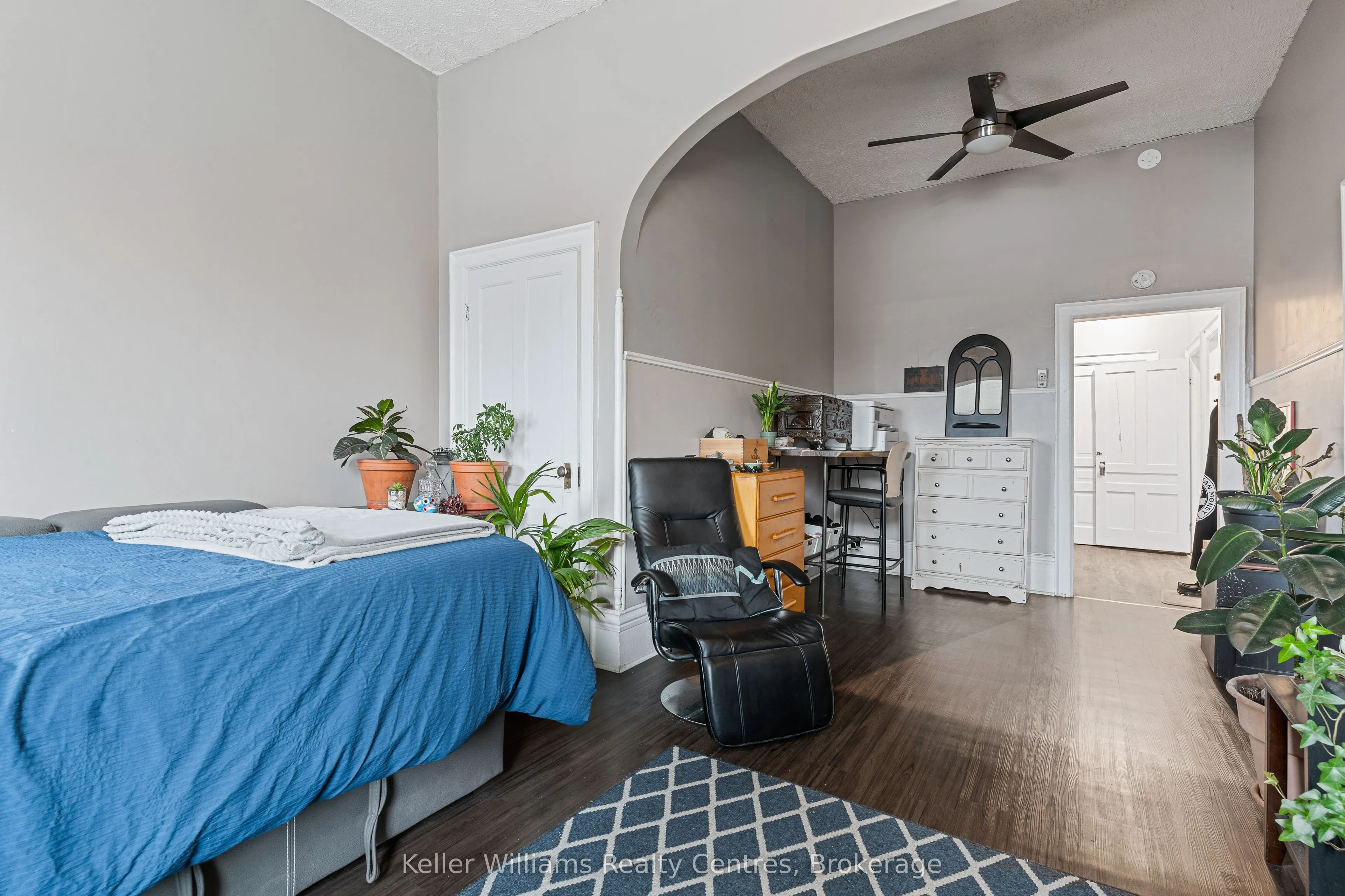 314 8th Street E