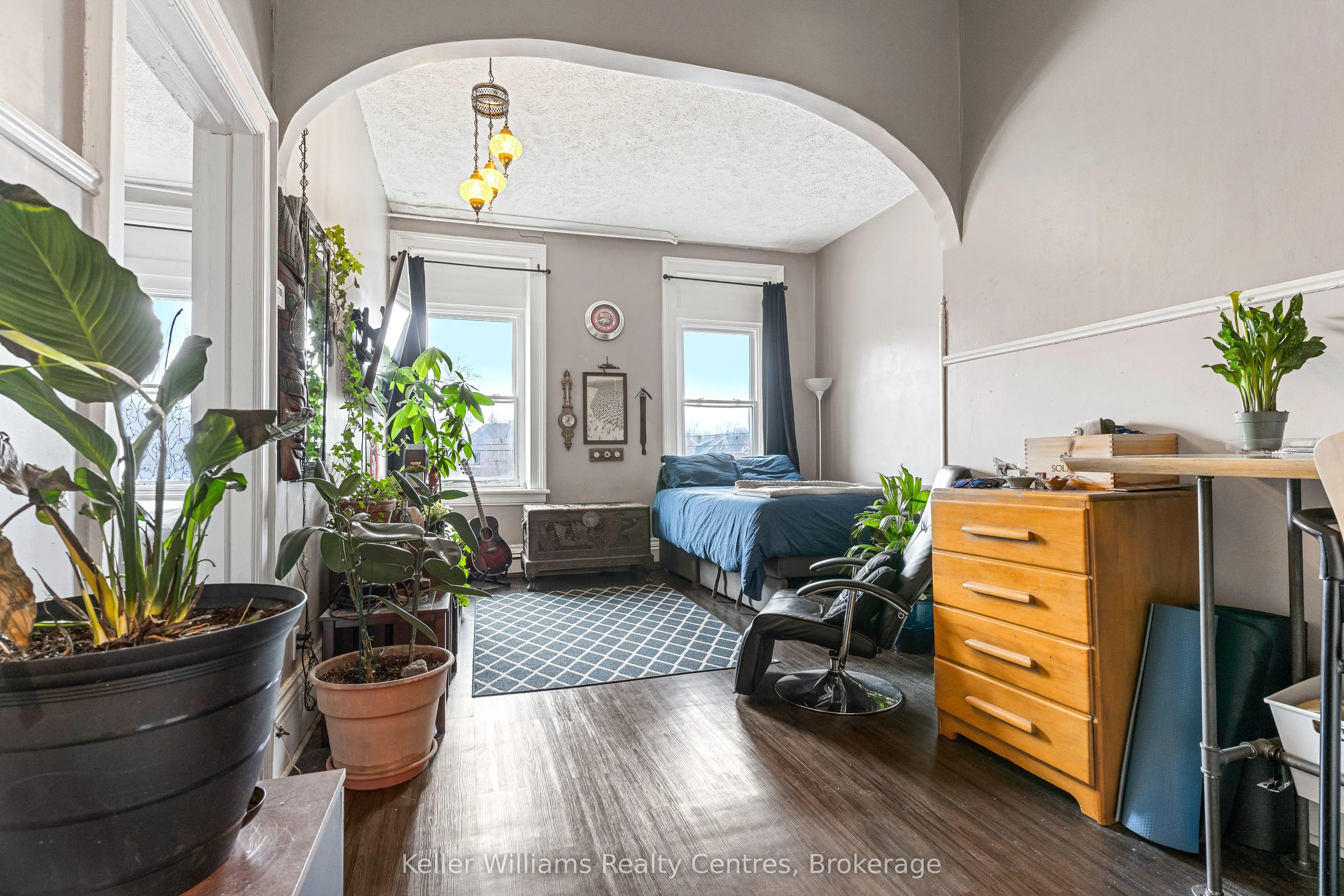 314 8th Street E