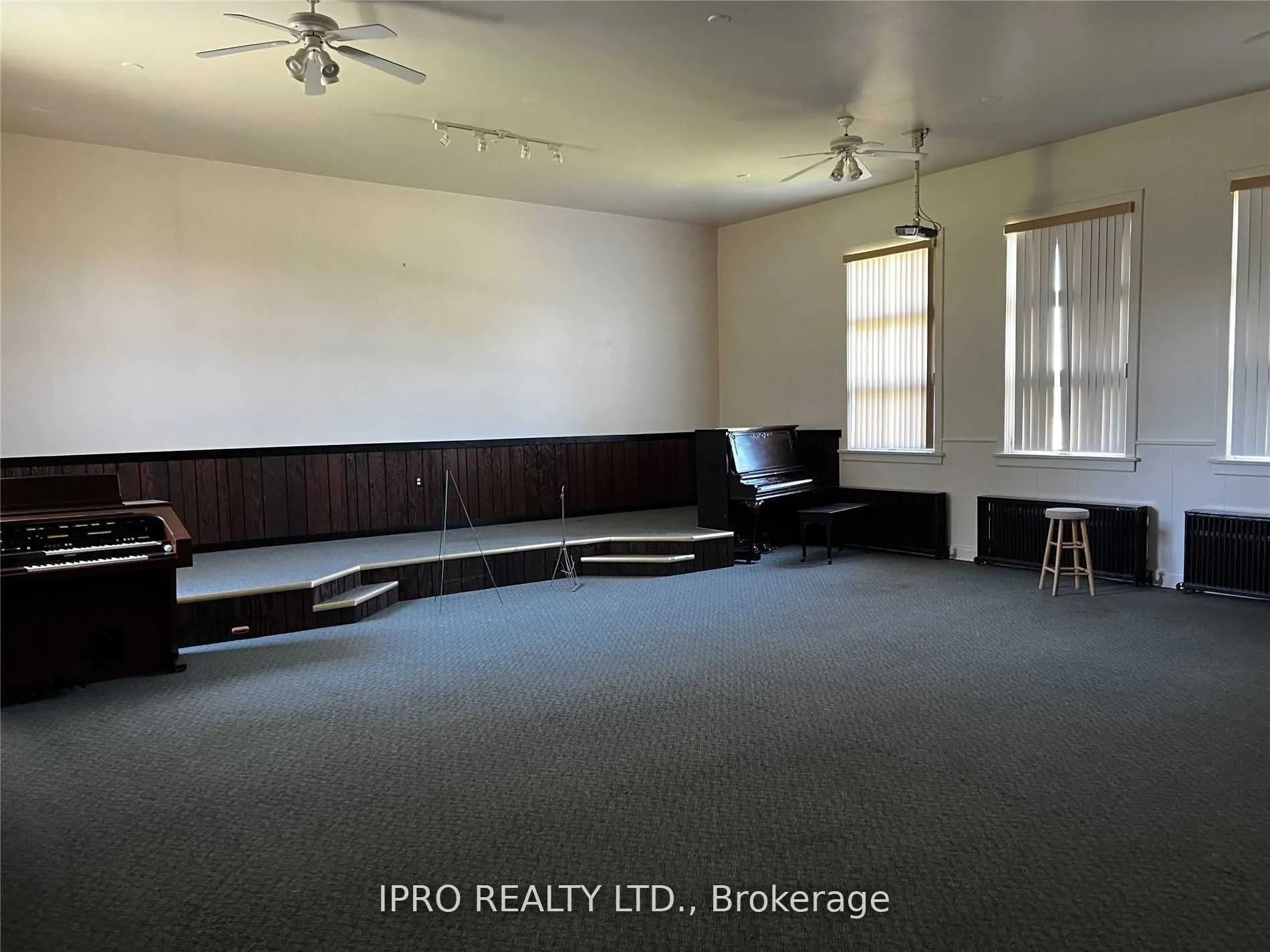10611 Highway 3