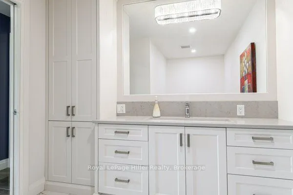 30 FRONT Street, #205
